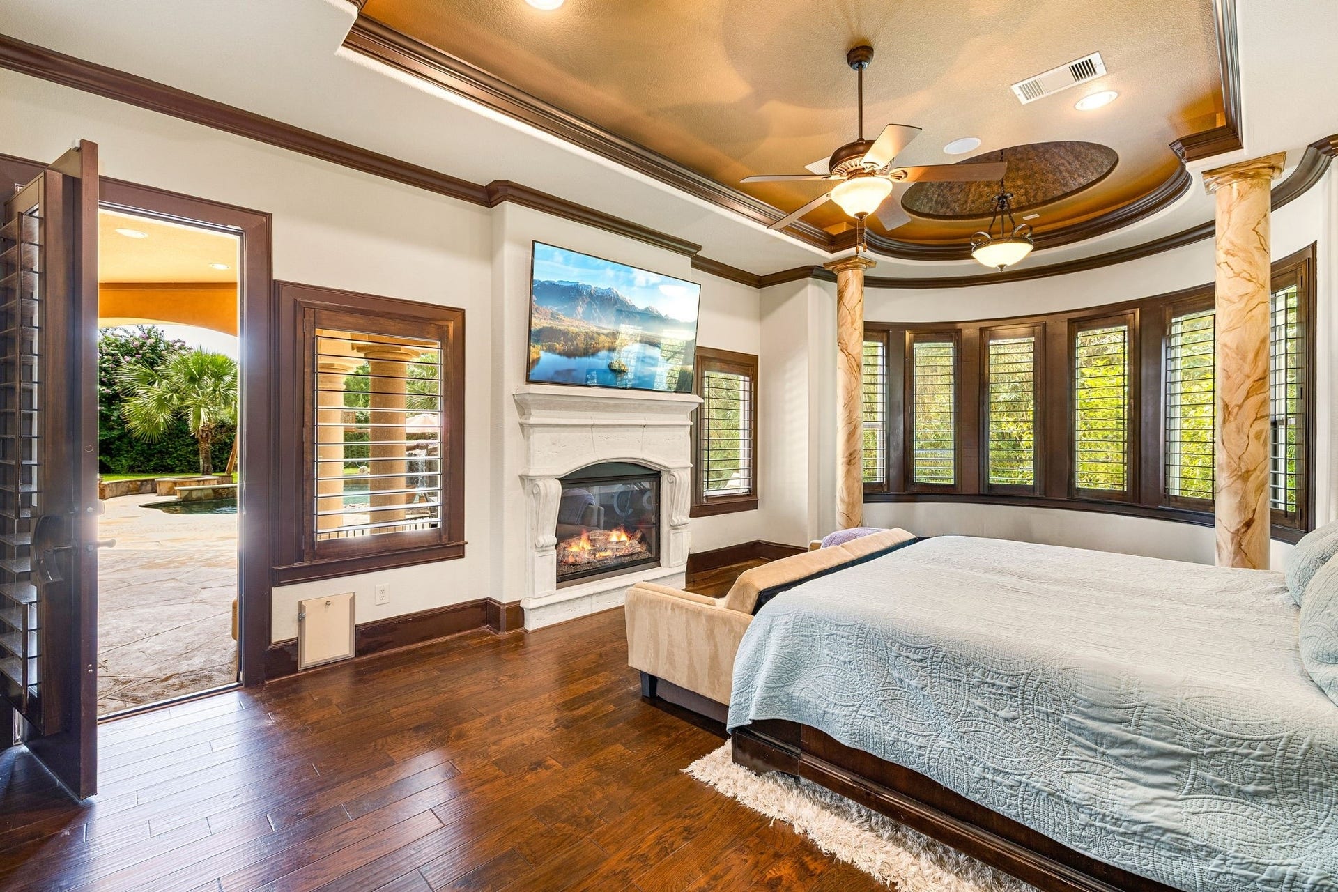 23 Oak Cove Lane, Humble, TX 77346