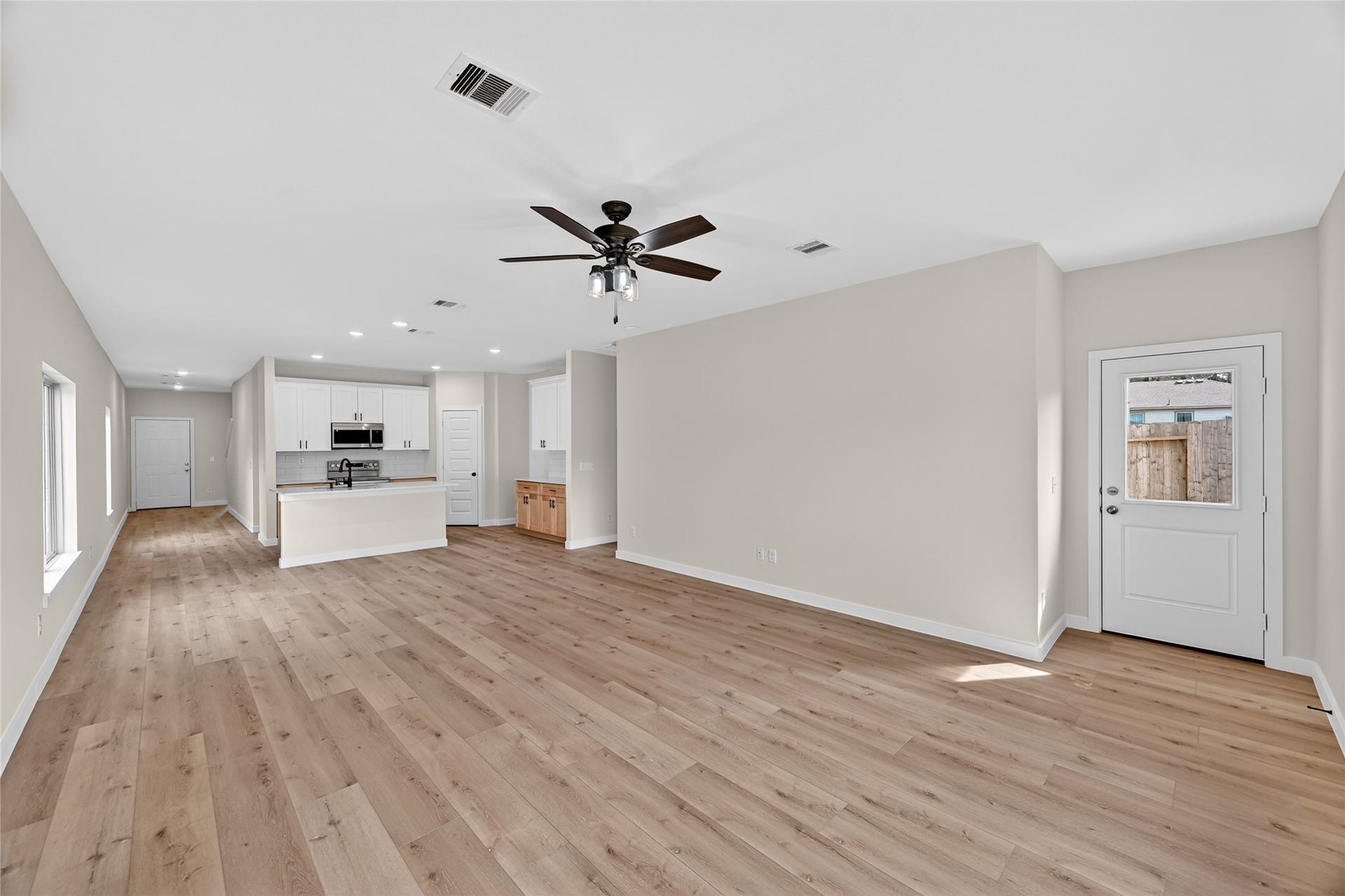 640 Levine Ct Court, Conroe, TX 77316 640 Levine Ct Court, Conroe, TX 77316