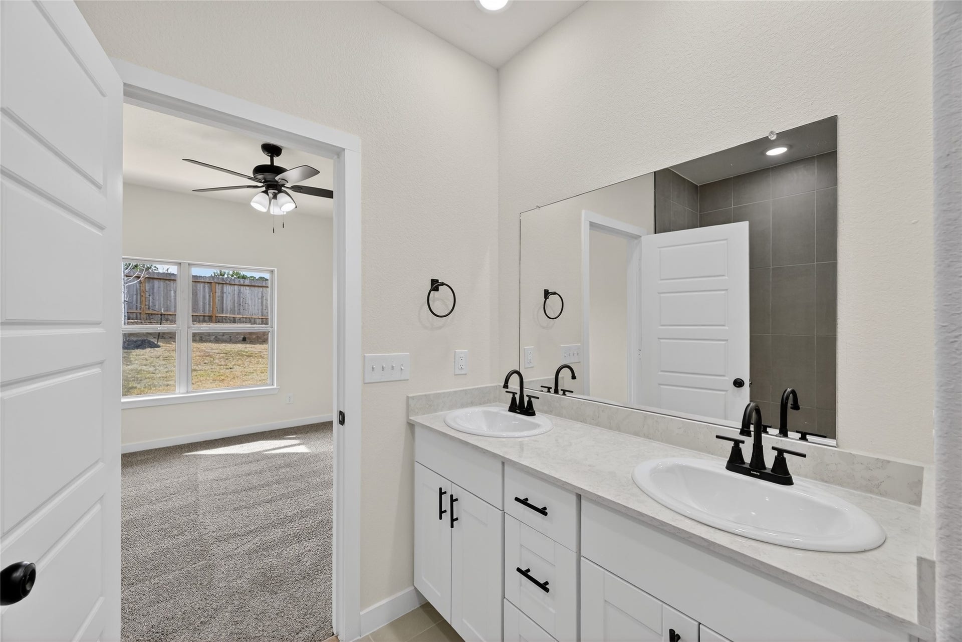 640 Levine Ct Court, Conroe, TX 77316 640 Levine Ct Court, Conroe, TX 77316