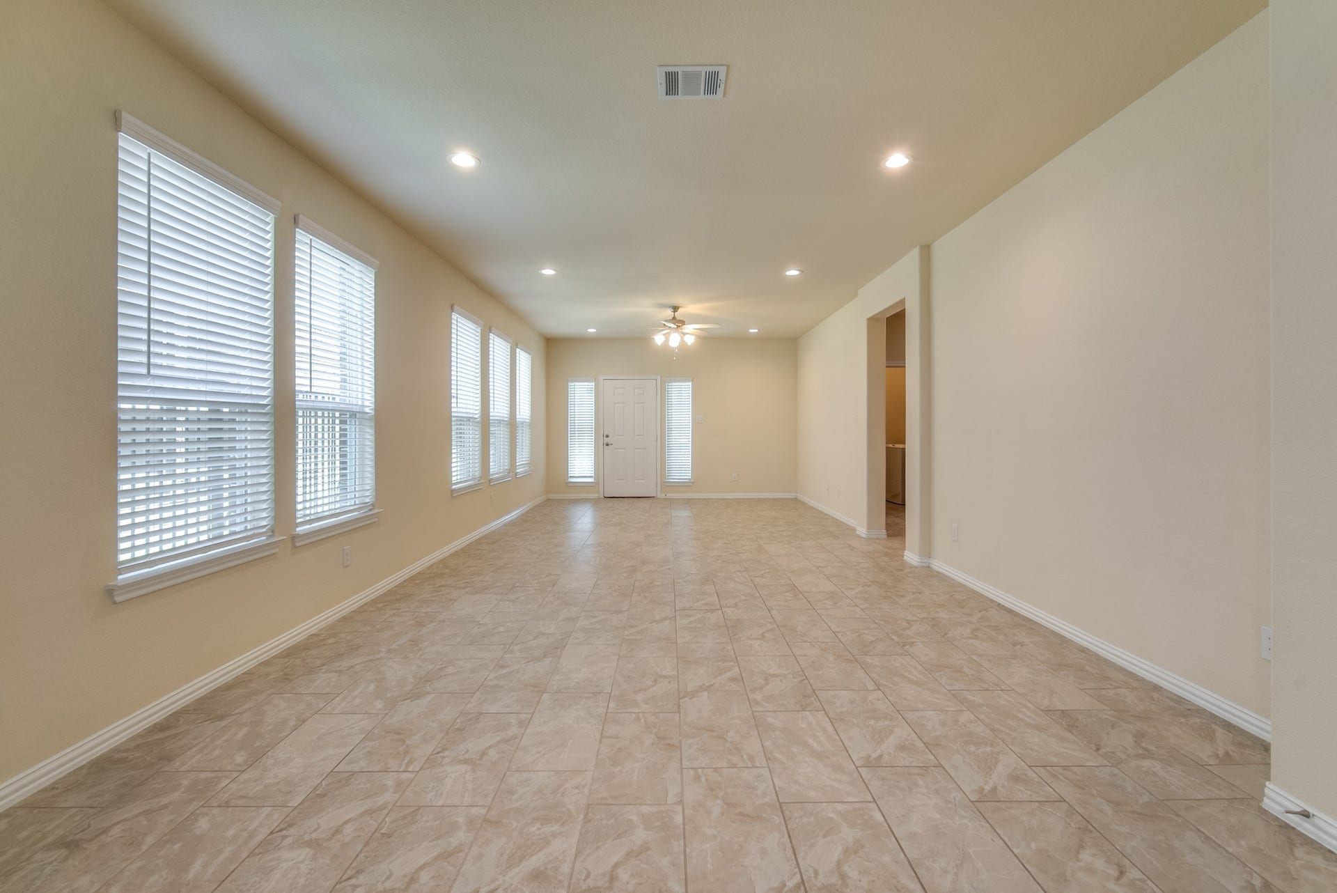 13018 Leisure Cove Drive, Texas City, TX 77568