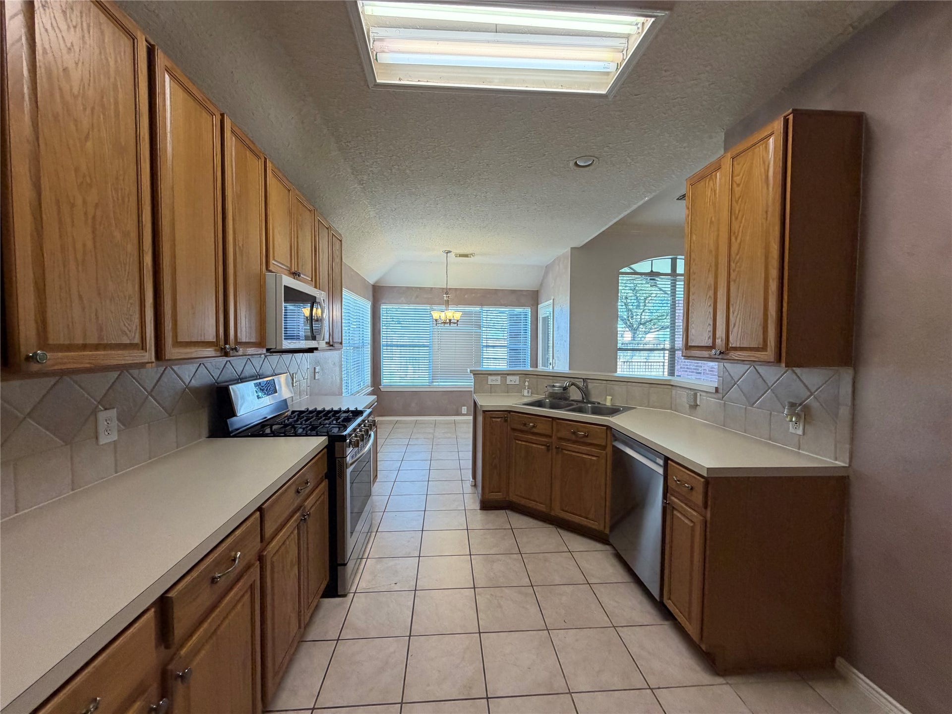 19430 Colony Trail Lane, Katy, TX 77449 19430 Colony Trail Lane, Katy, TX 77449