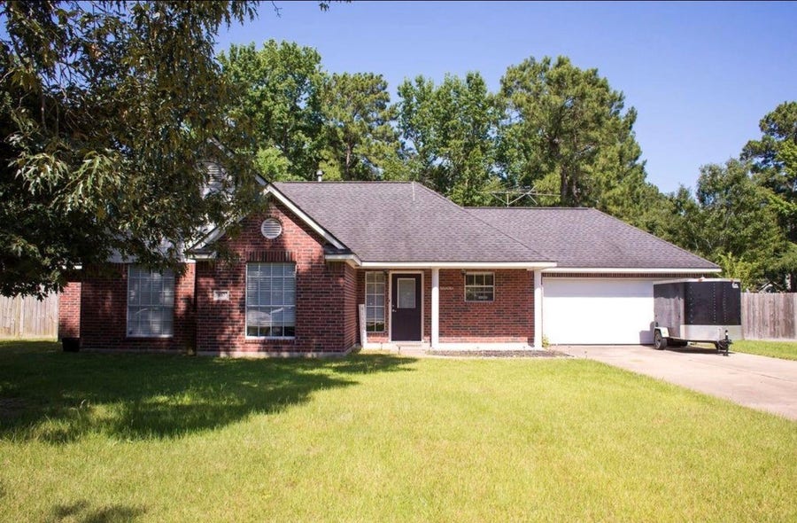 Property photo for 810 Shadberry Drive, Magnolia, TX