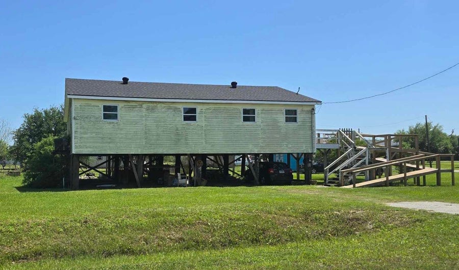 Property photo for 2208 Nelson Avenue, Port Bolivar, TX