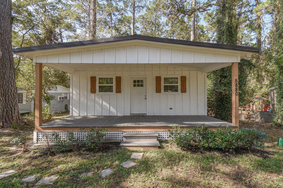 Property photo for 5880 Beech Drive, Montgomery, TX