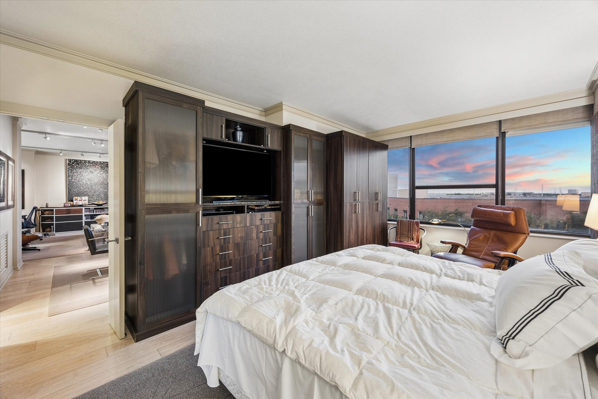 15 Greenway Plaza, #6A, Houston, TX 77046