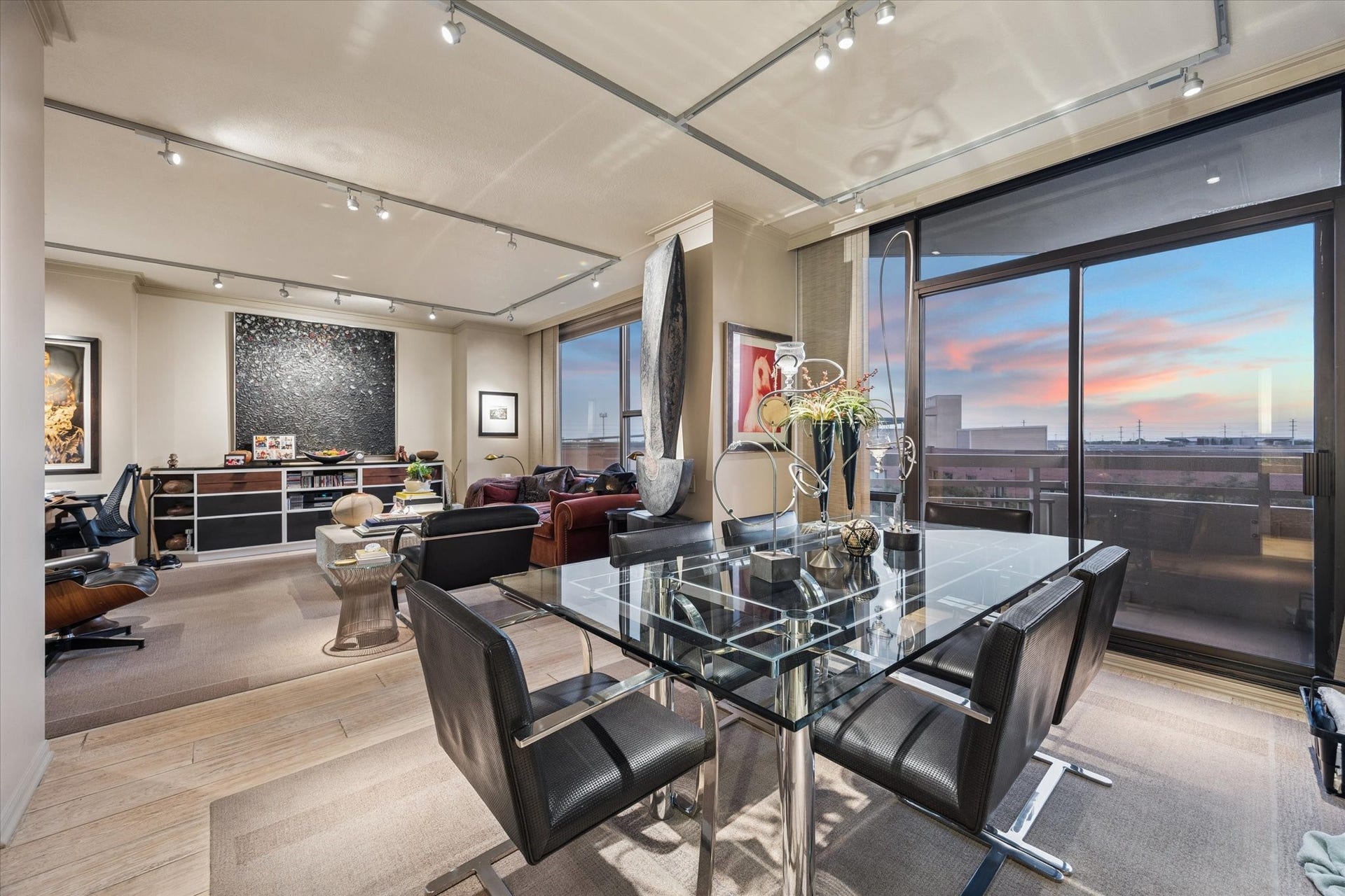 15 Greenway Plaza, #6A, Houston, TX 77046