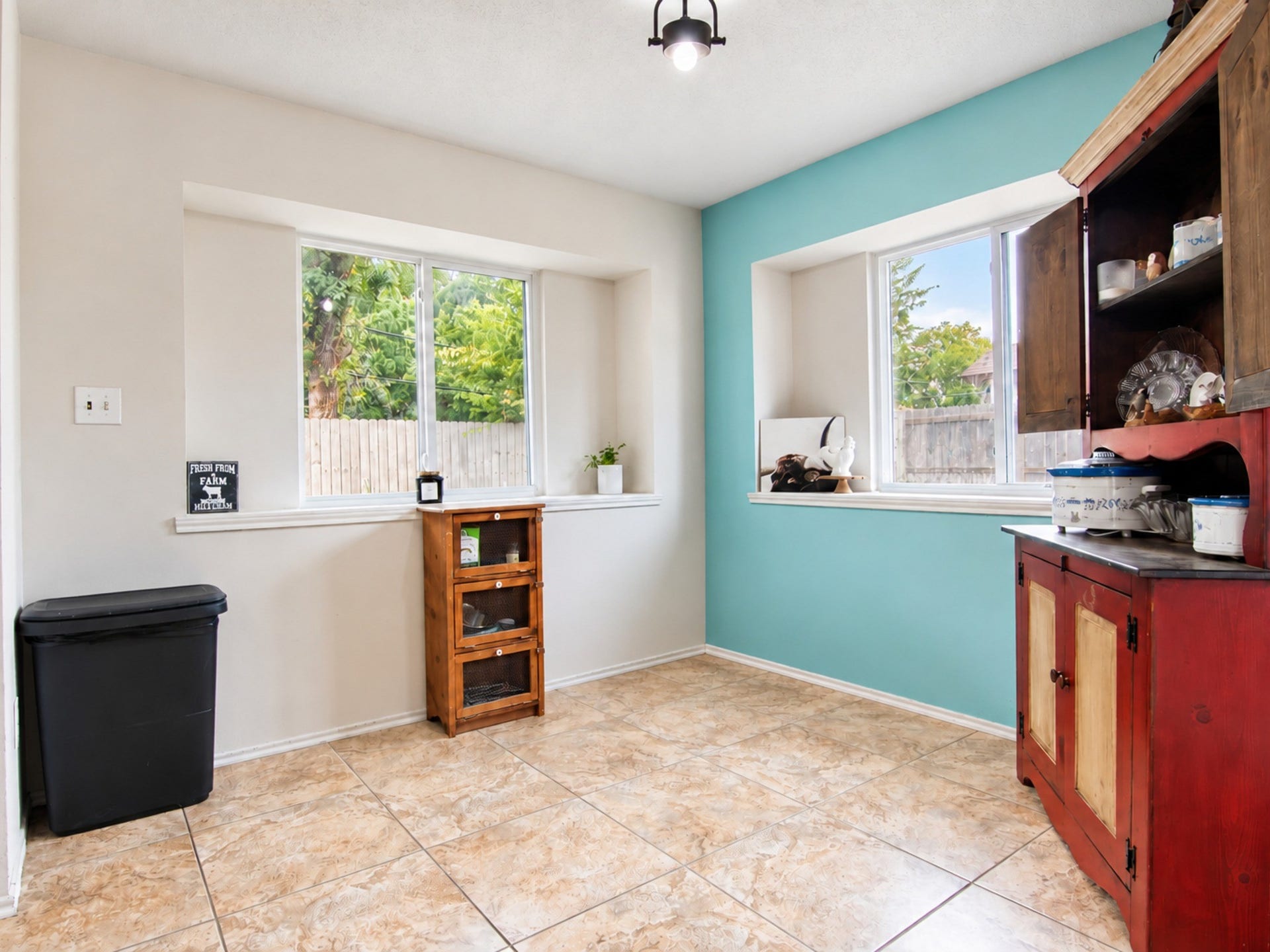 406 Walnut Street, Lake Jackson, TX 77566 406 Walnut Street, Lake Jackson, TX 77566