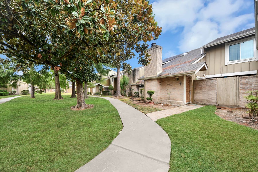 Property photo for 6142 W Airport Boulevard, #15, Houston, TX