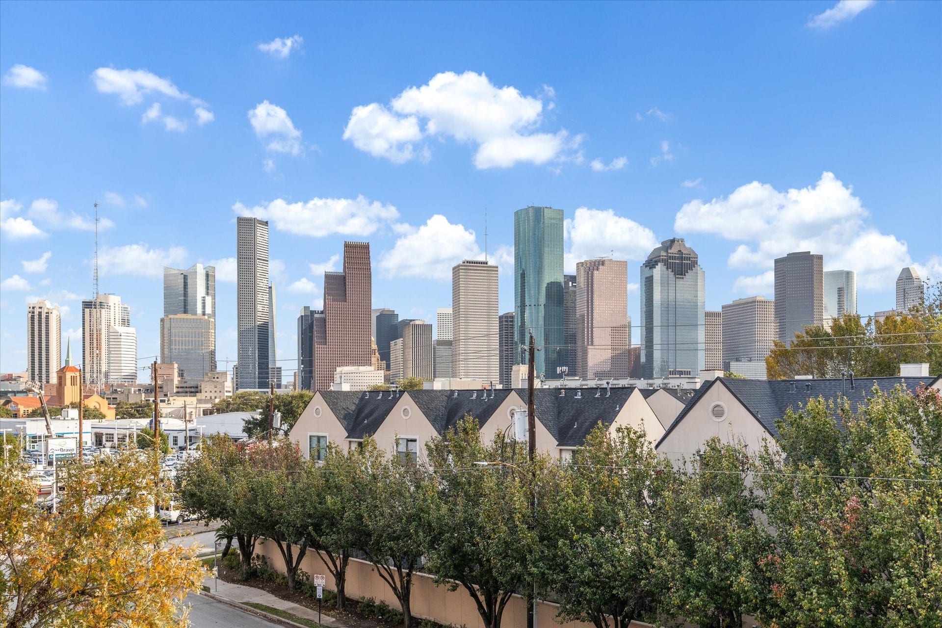 Great views of downtown!!