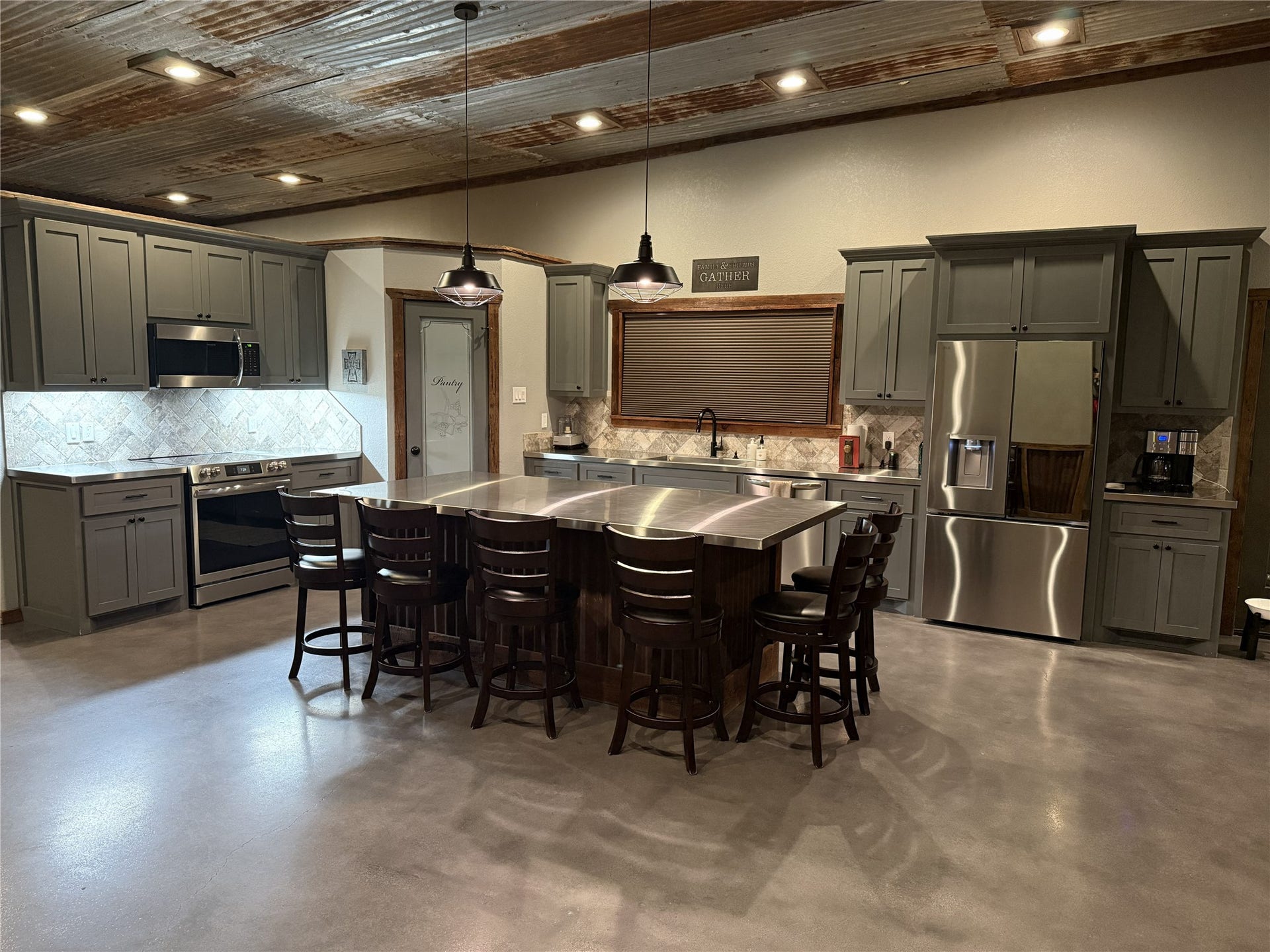 7.7 ac 3935 Spring Branch Road, Montgomery, TX 77316 7.7 ac 3935 Spring Branch Road, Montgomery, TX 77316