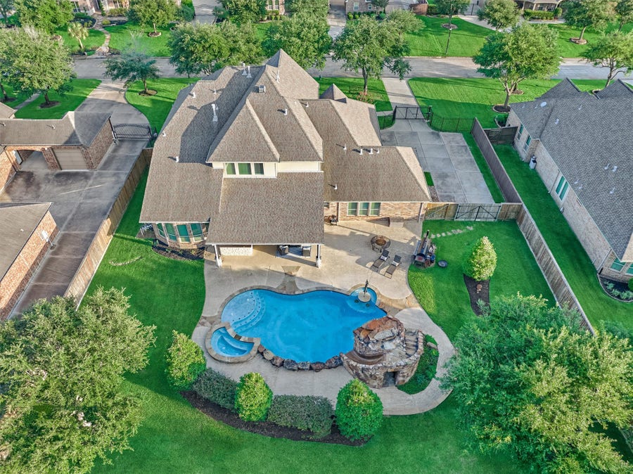Property photo for 21322 Refuge Creek Drive, Cypress, TX