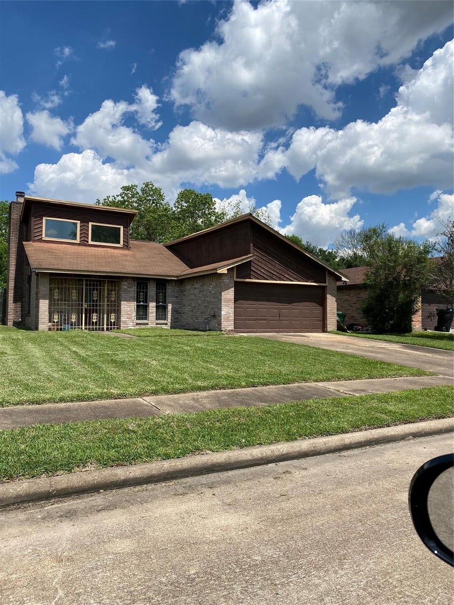 Property photo for 7422 Gatebriar Court, Houston, TX