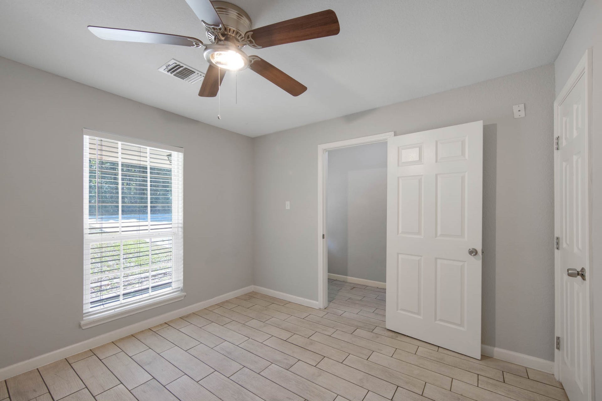 3614 Kentwood Drive, Spring, TX 77380 3614 Kentwood Drive, Spring, TX 77380