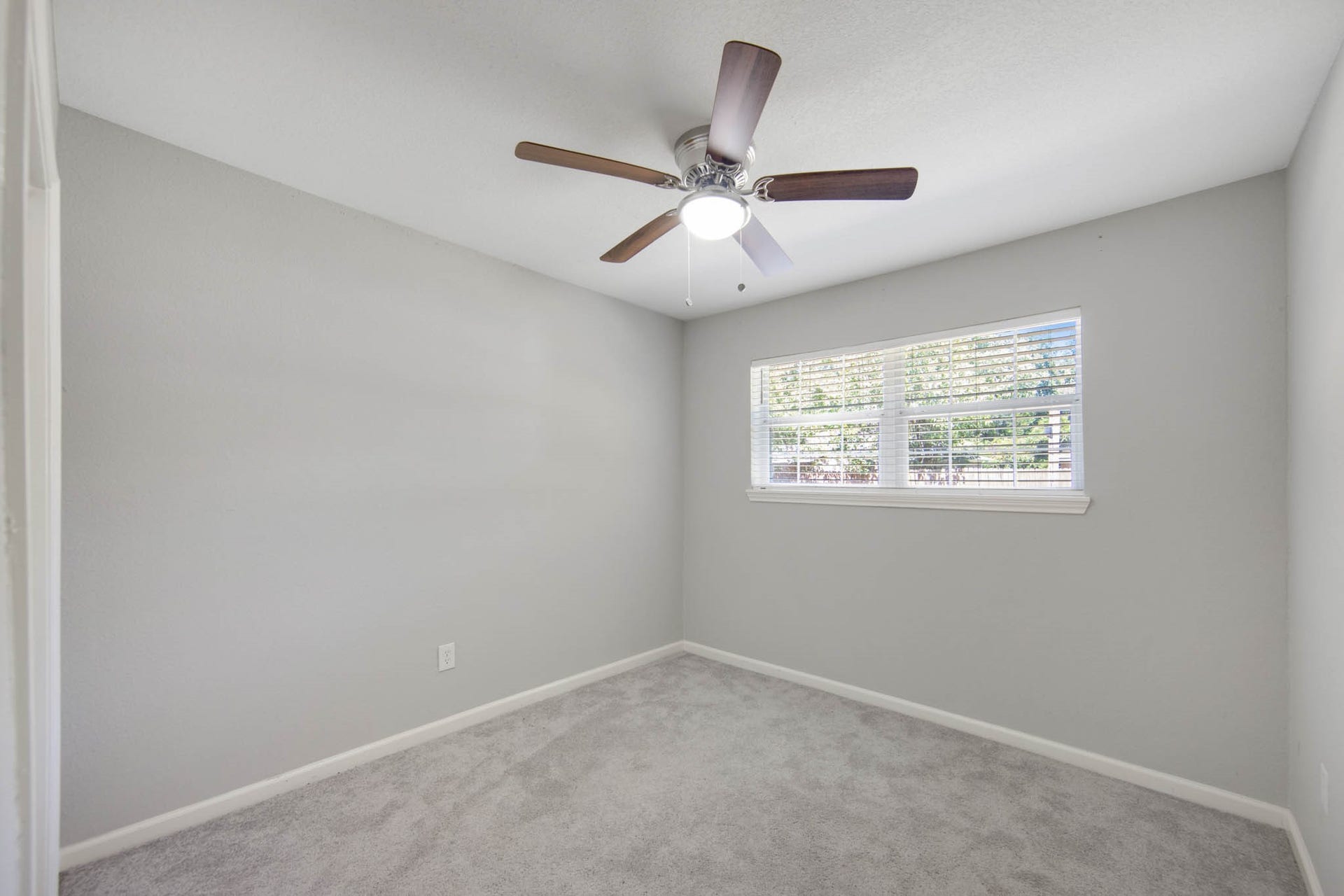 3614 Kentwood Drive, Spring, TX 77380 3614 Kentwood Drive, Spring, TX 77380