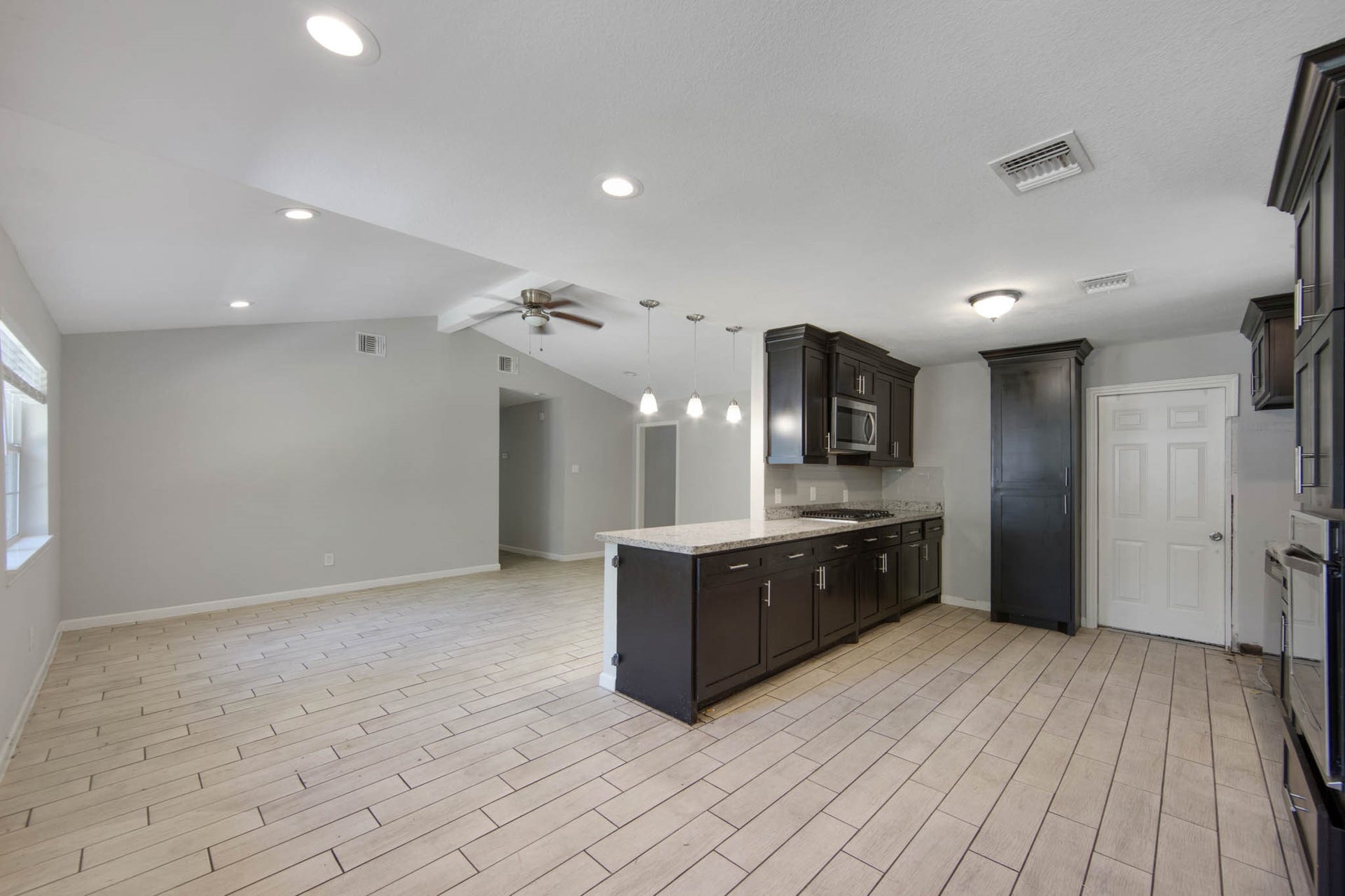 3614 Kentwood Drive, Spring, TX 77380 3614 Kentwood Drive, Spring, TX 77380
