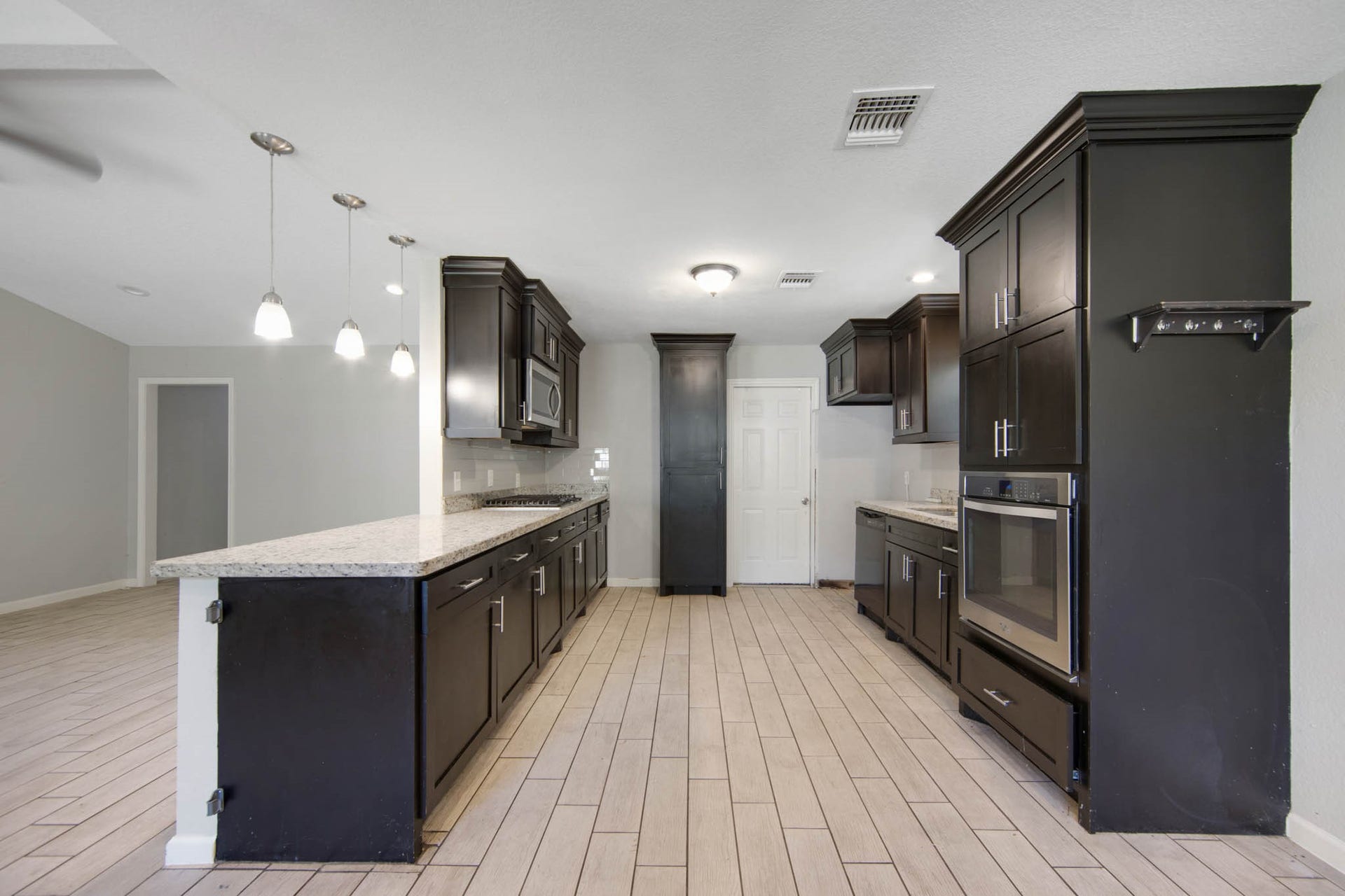 3614 Kentwood Drive, Spring, TX 77380 3614 Kentwood Drive, Spring, TX 77380