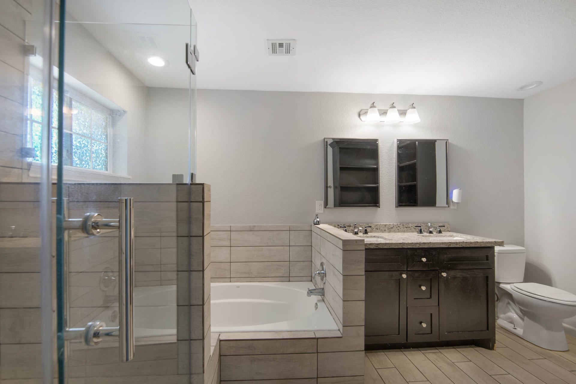 3614 Kentwood Drive, Spring, TX 77380 3614 Kentwood Drive, Spring, TX 77380