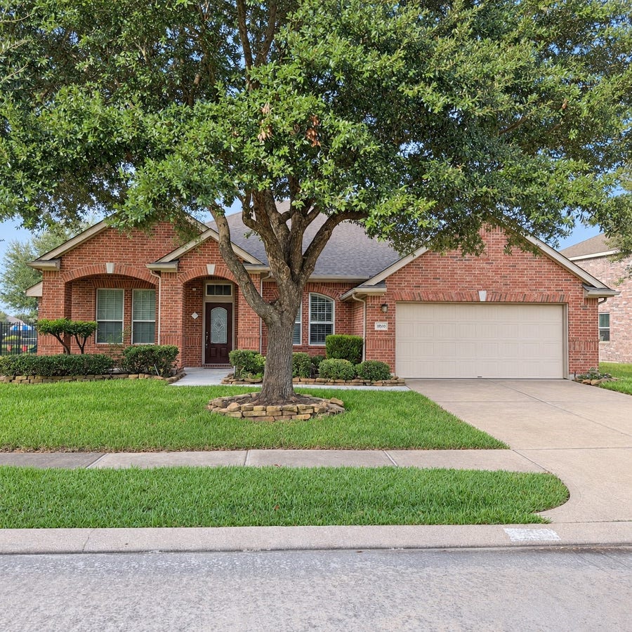 Property photo for 19510 Stanton Lake Drive, Cypress, TX