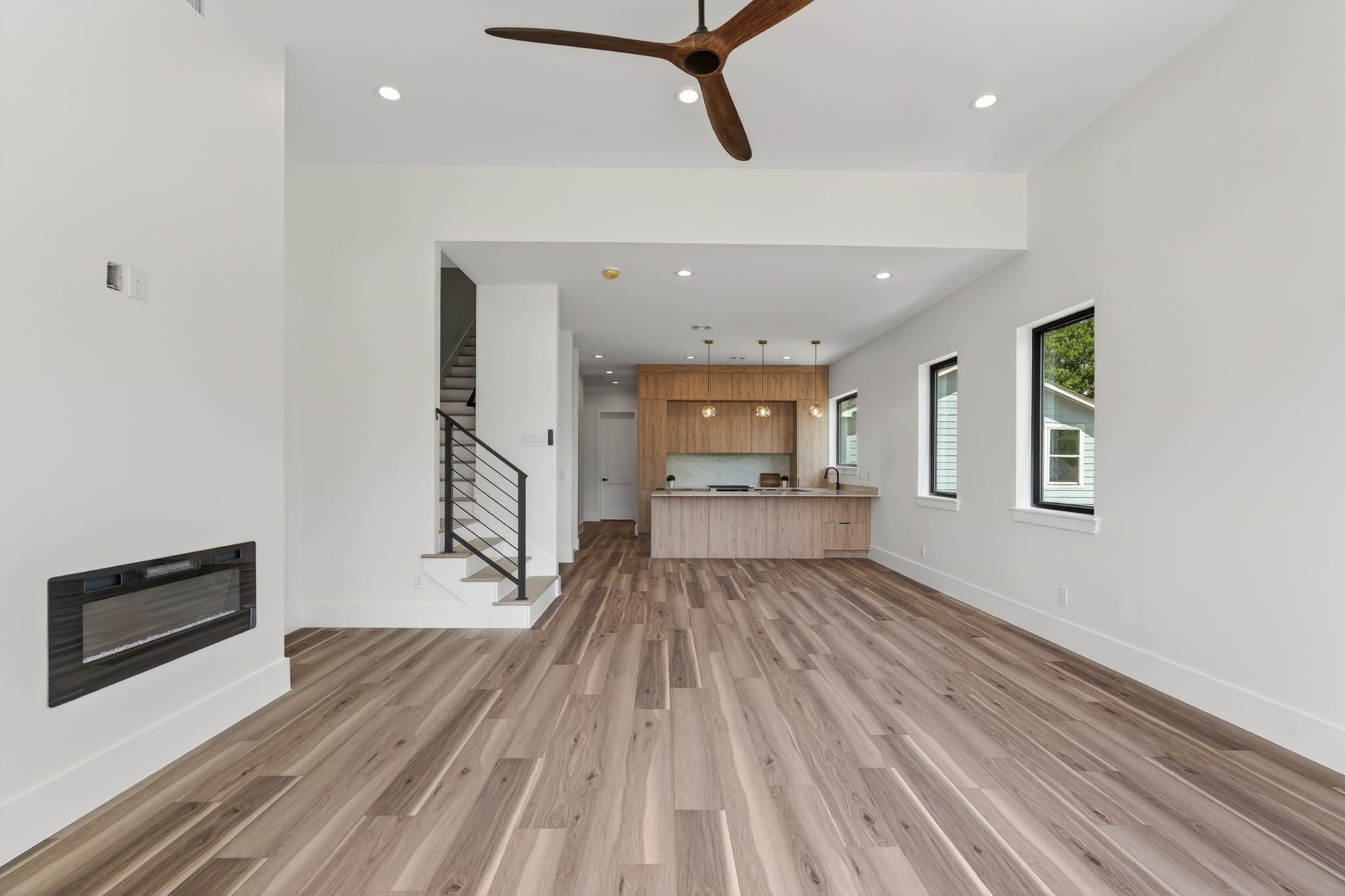 6822 Sidney Street, #B, Houston, TX 77021 6822 Sidney Street, #B, Houston, TX 77021