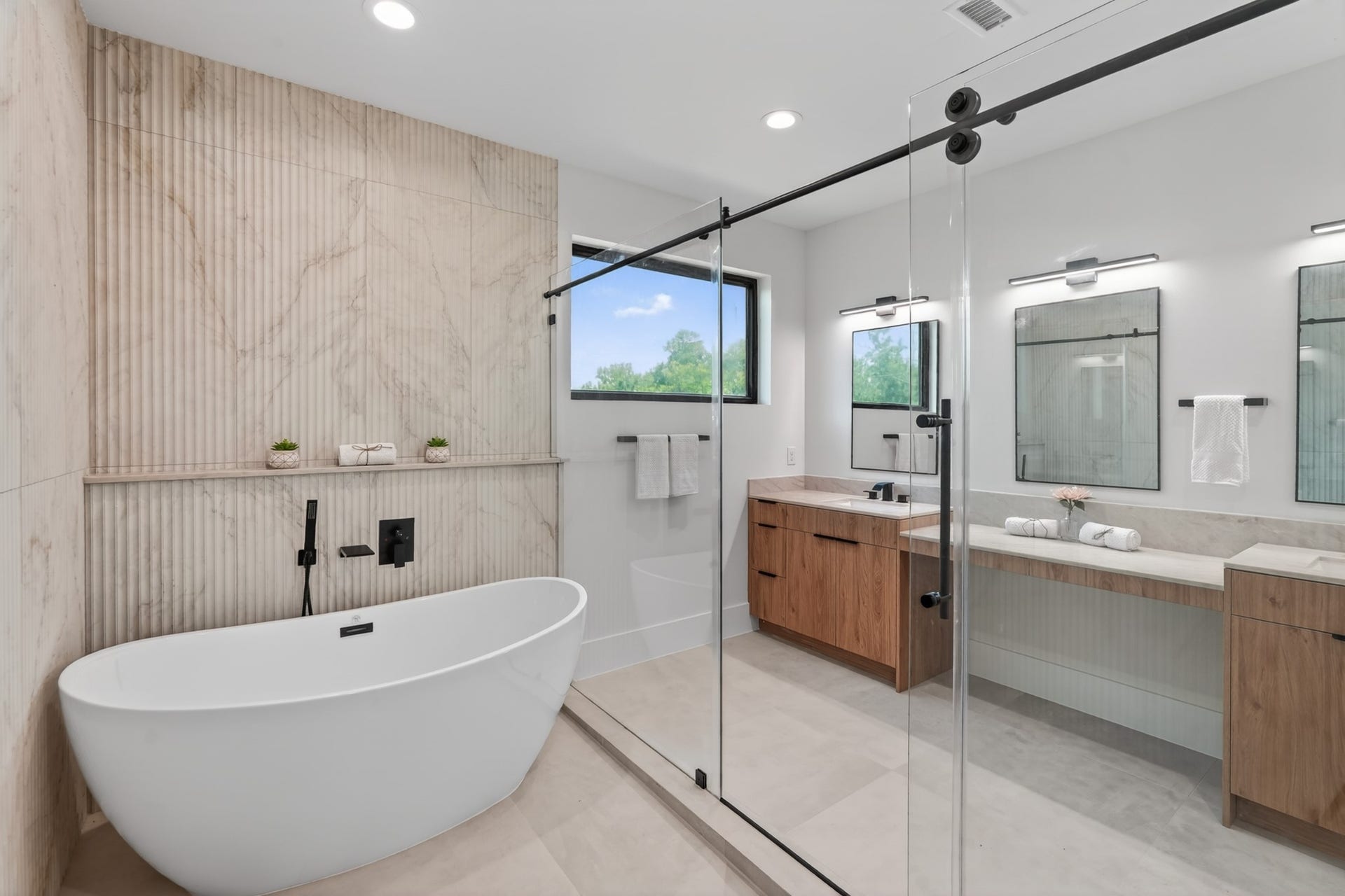 6822 Sidney Street, #B, Houston, TX 77021 6822 Sidney Street, #B, Houston, TX 77021