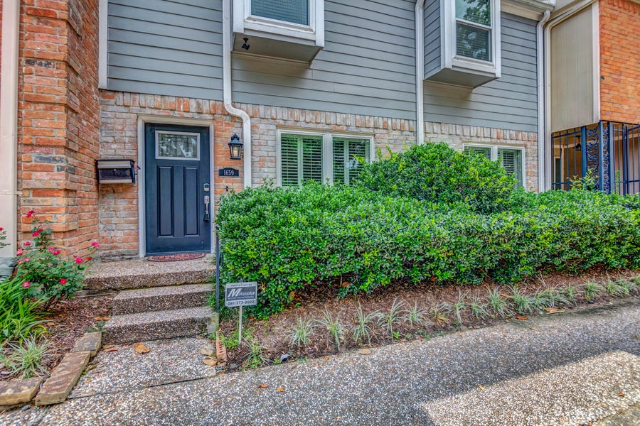 Property photo for 1659 W Sam Houston Parkway S, Houston, TX