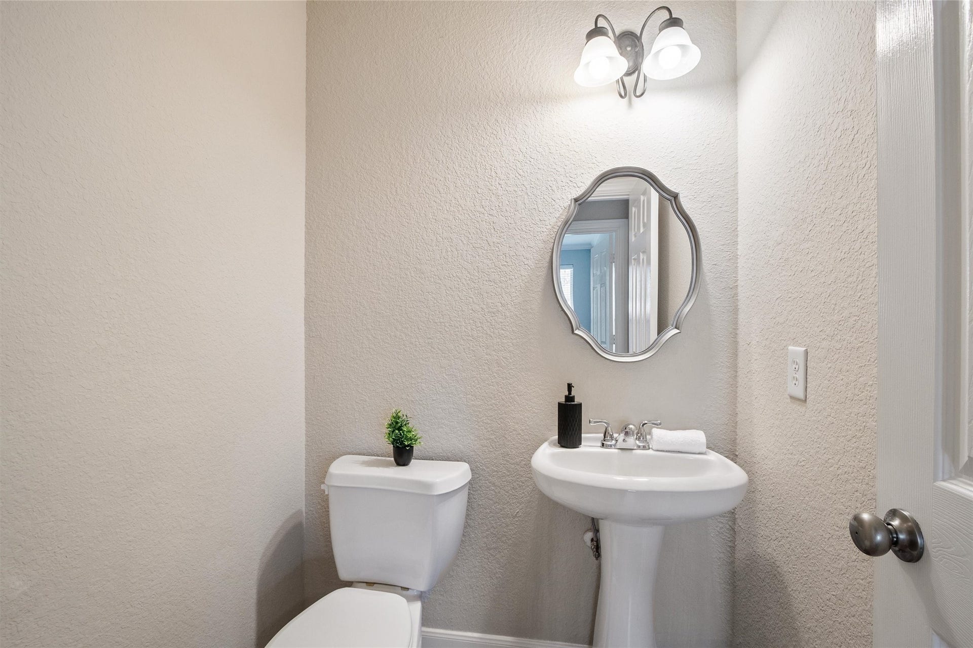 3323 Meline Fields Drive, Spring, TX 77386 3323 Meline Fields Drive, Spring, TX 77386