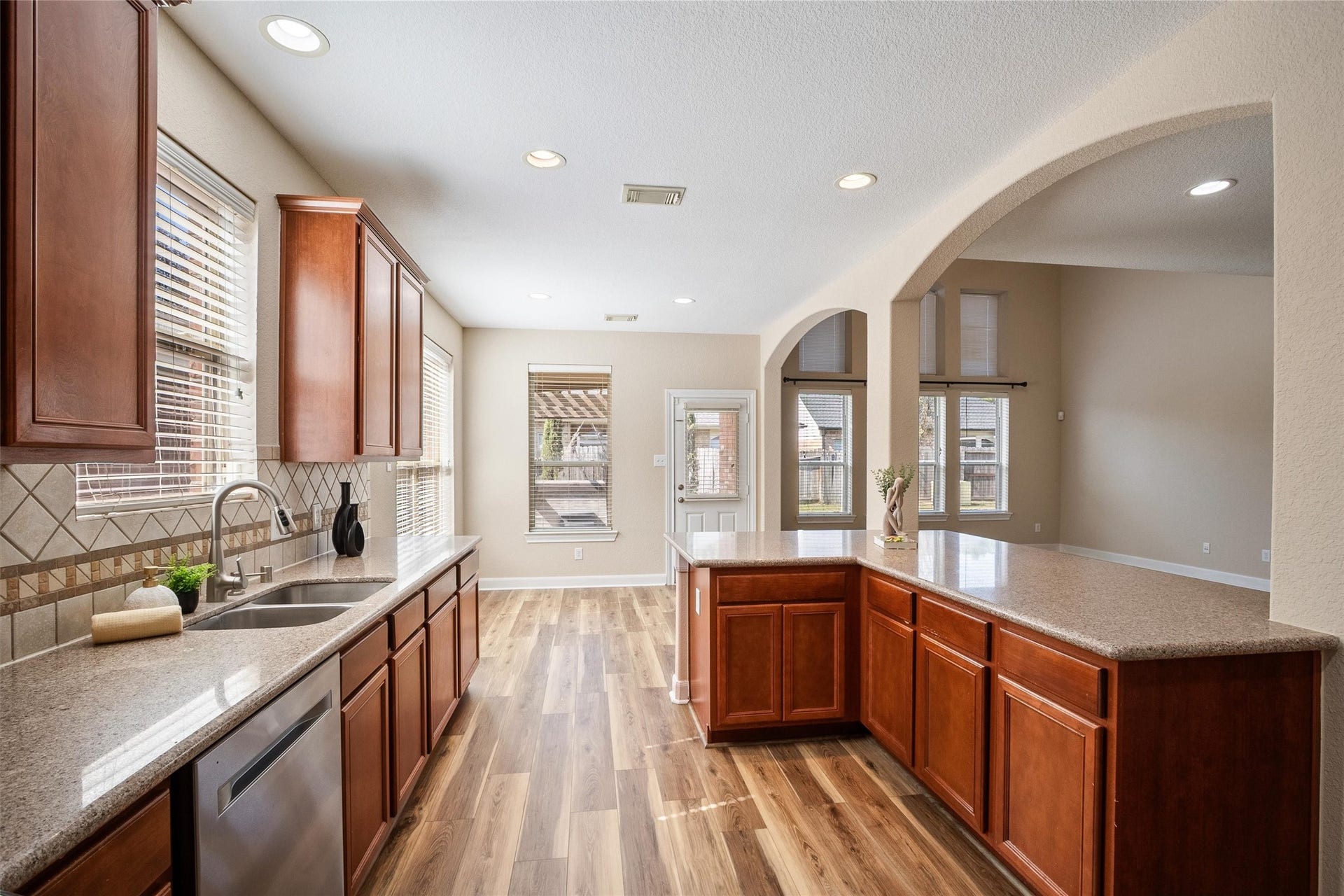 3323 Meline Fields Drive, Spring, TX 77386 3323 Meline Fields Drive, Spring, TX 77386