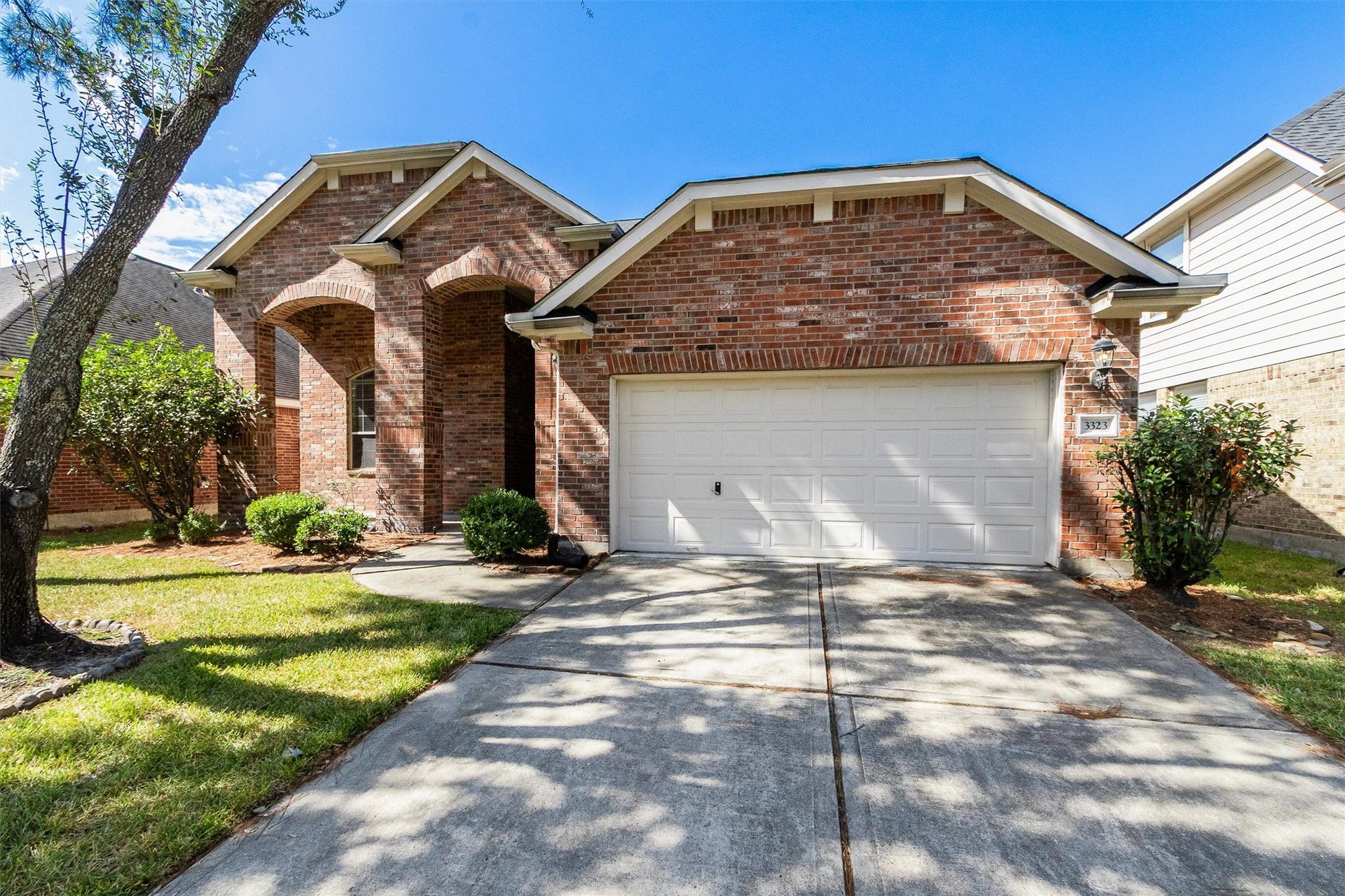 3323 Meline Fields Drive, Spring, TX 77386 3323 Meline Fields Drive, Spring, TX 77386