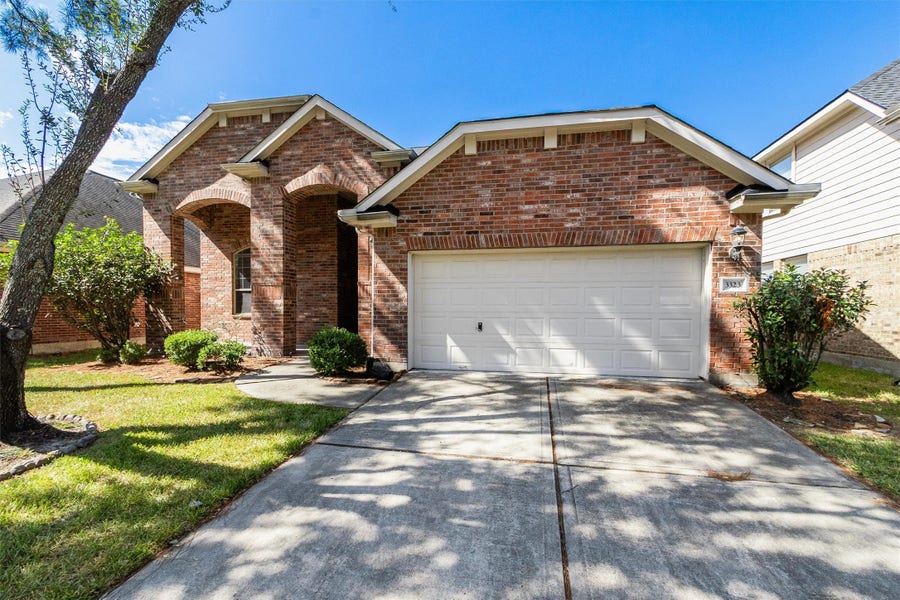 Property photo for 3323 Meline Fields Drive, Spring, TX
