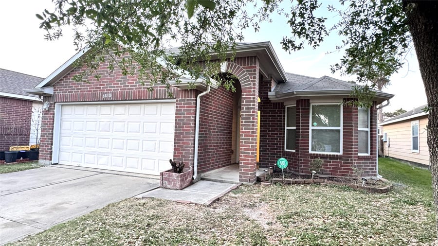 Property photo for 6818 Hampden Point Court, Houston, TX