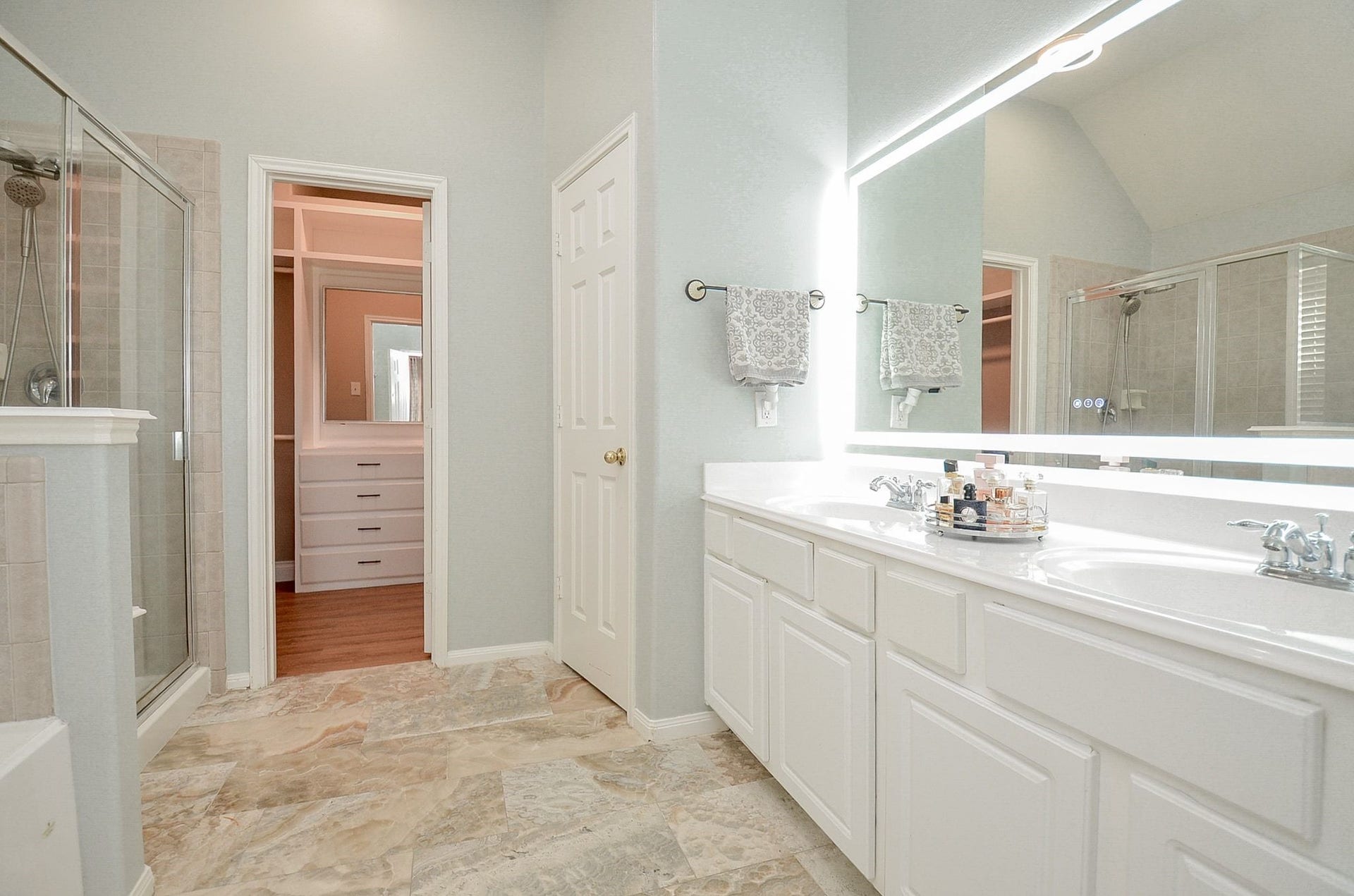 3706 Cane Lake Drive, Richmond, TX 77406 Primary bathroom