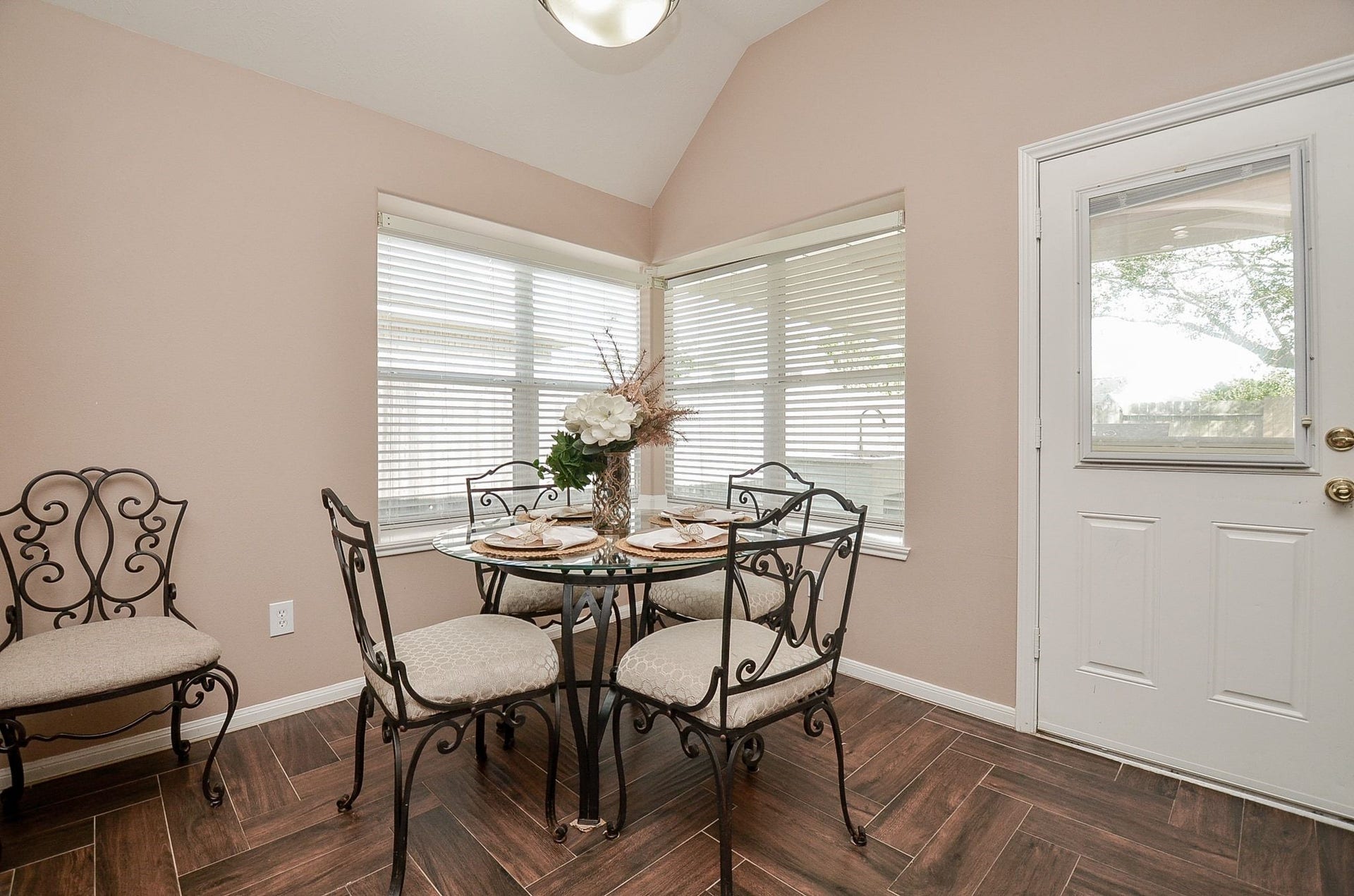 3706 Cane Lake Drive, Richmond, TX 77406 Breakfast