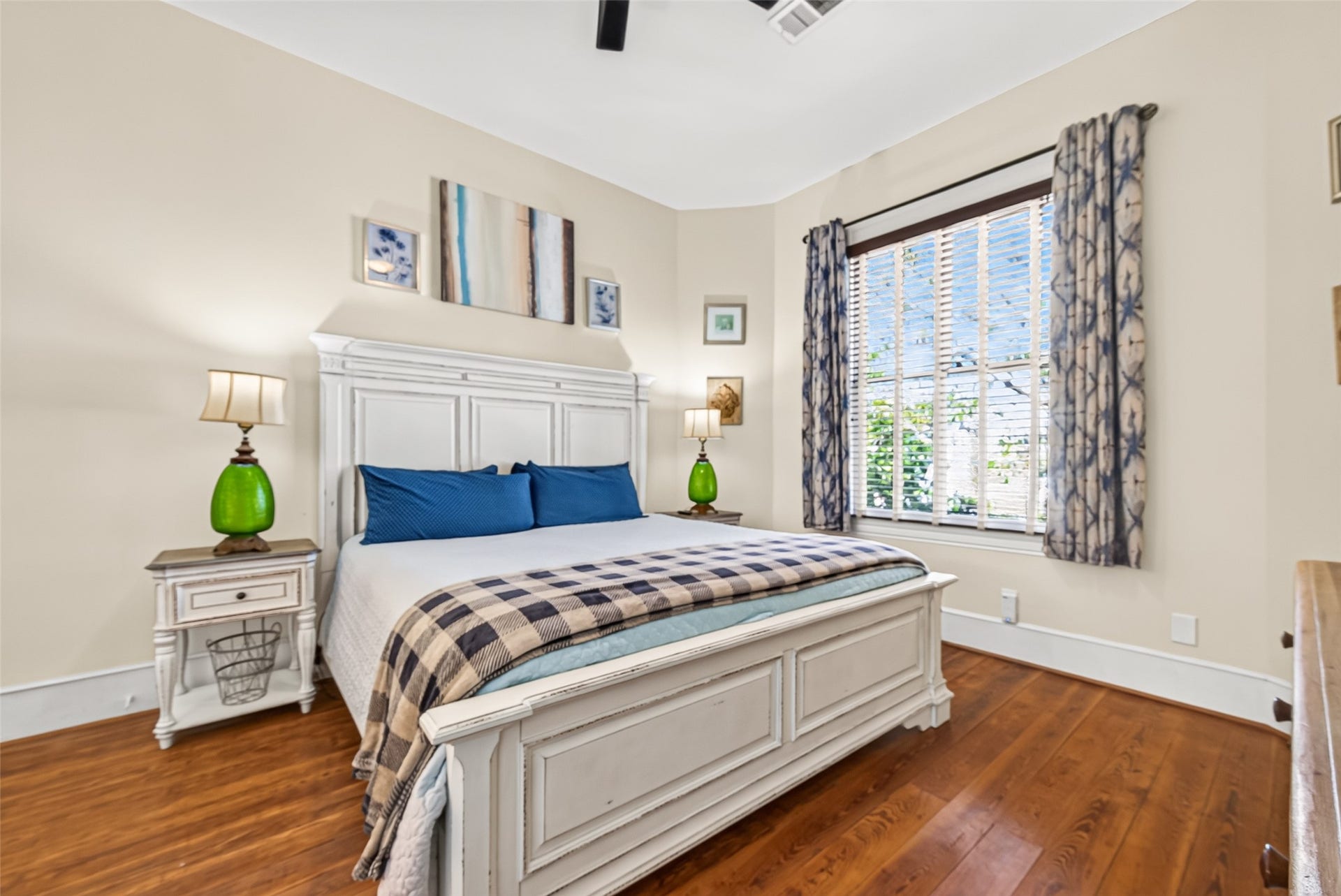 2523 Avenue M, Galveston, TX 77550 2523 Avenue M, Galveston, TX 77550