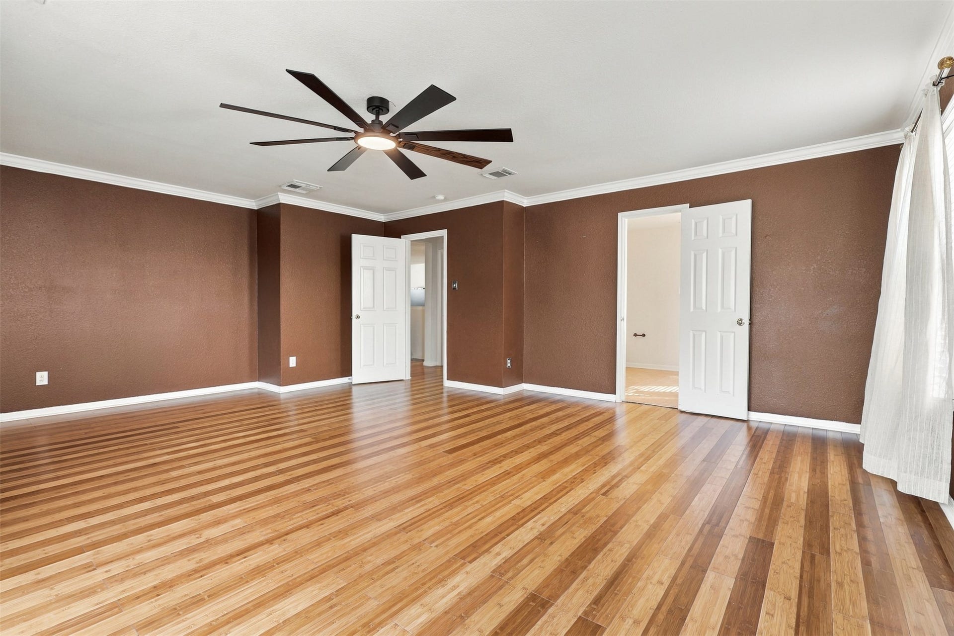 Primary room