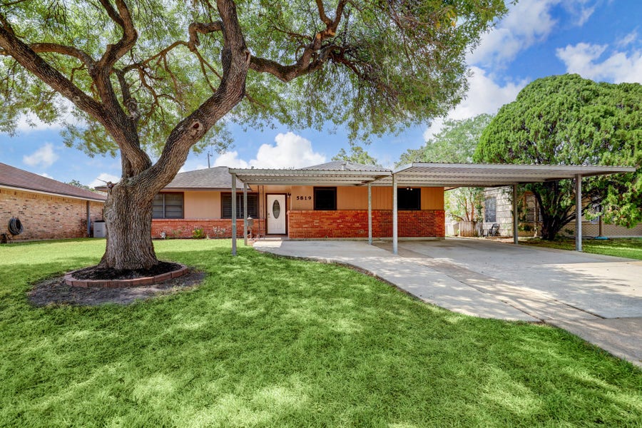 Property photo for 5819 Anaqua Drive, Houston, TX