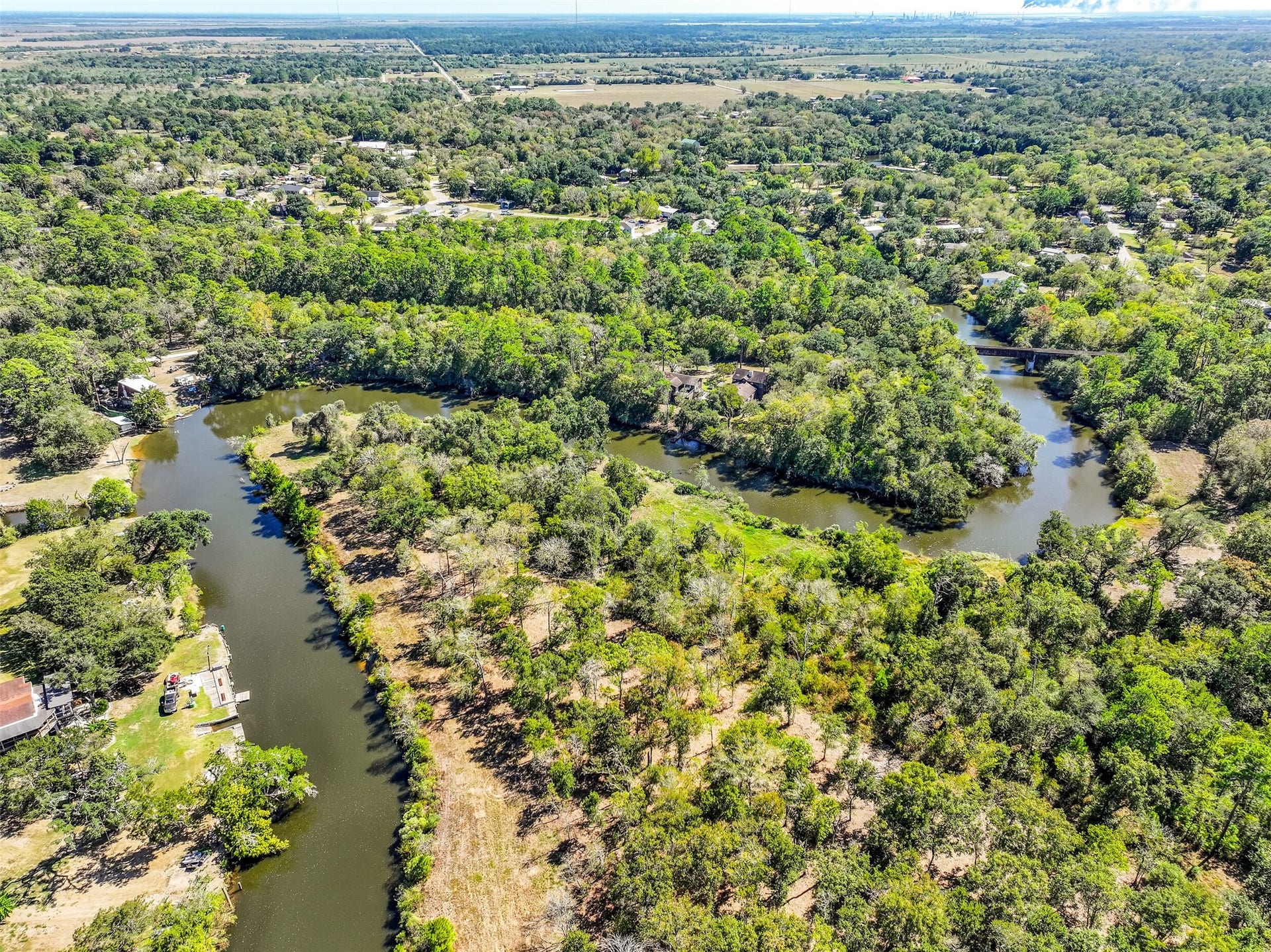 131 Narrow Path Road, Liverpool, TX 77577 131 Narrow Path Road, Liverpool, TX 77577