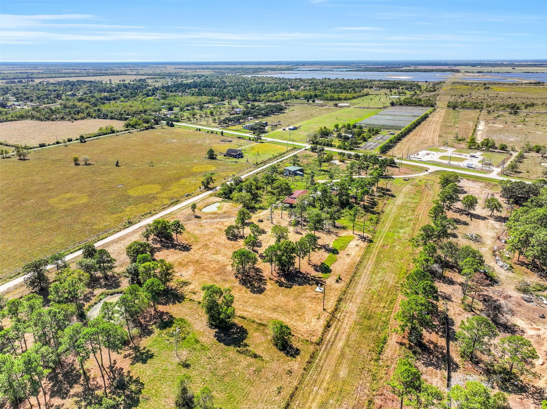 131 Narrow Path Road, Liverpool, TX 77577 131 Narrow Path Road, Liverpool, TX 77577