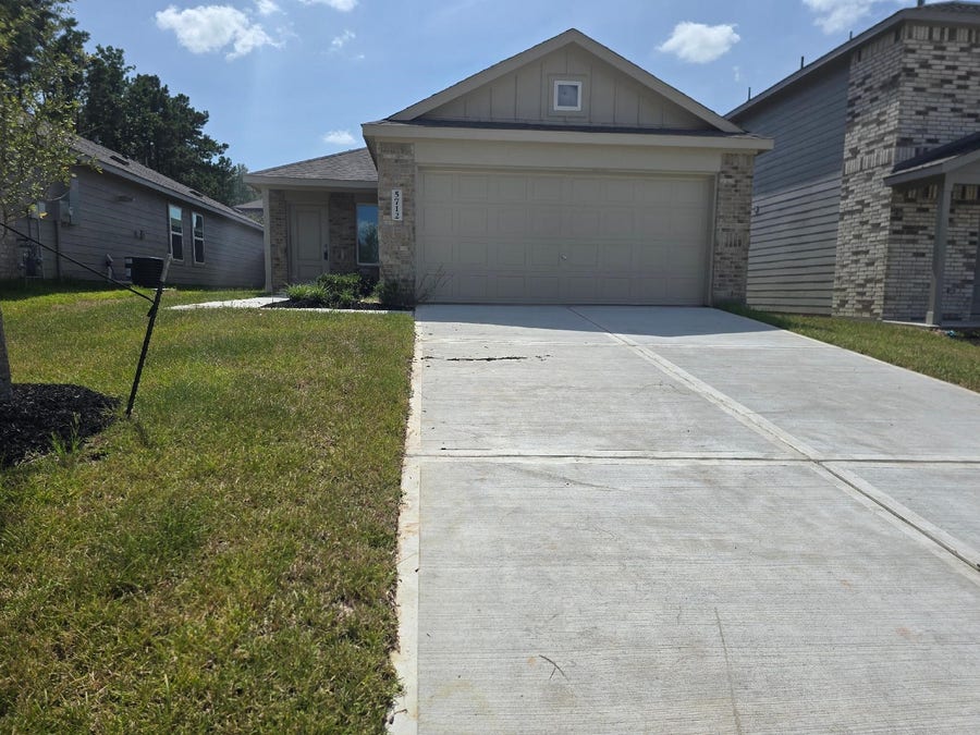 Property photo for 5712 Ivy Crest, Montgomery, TX