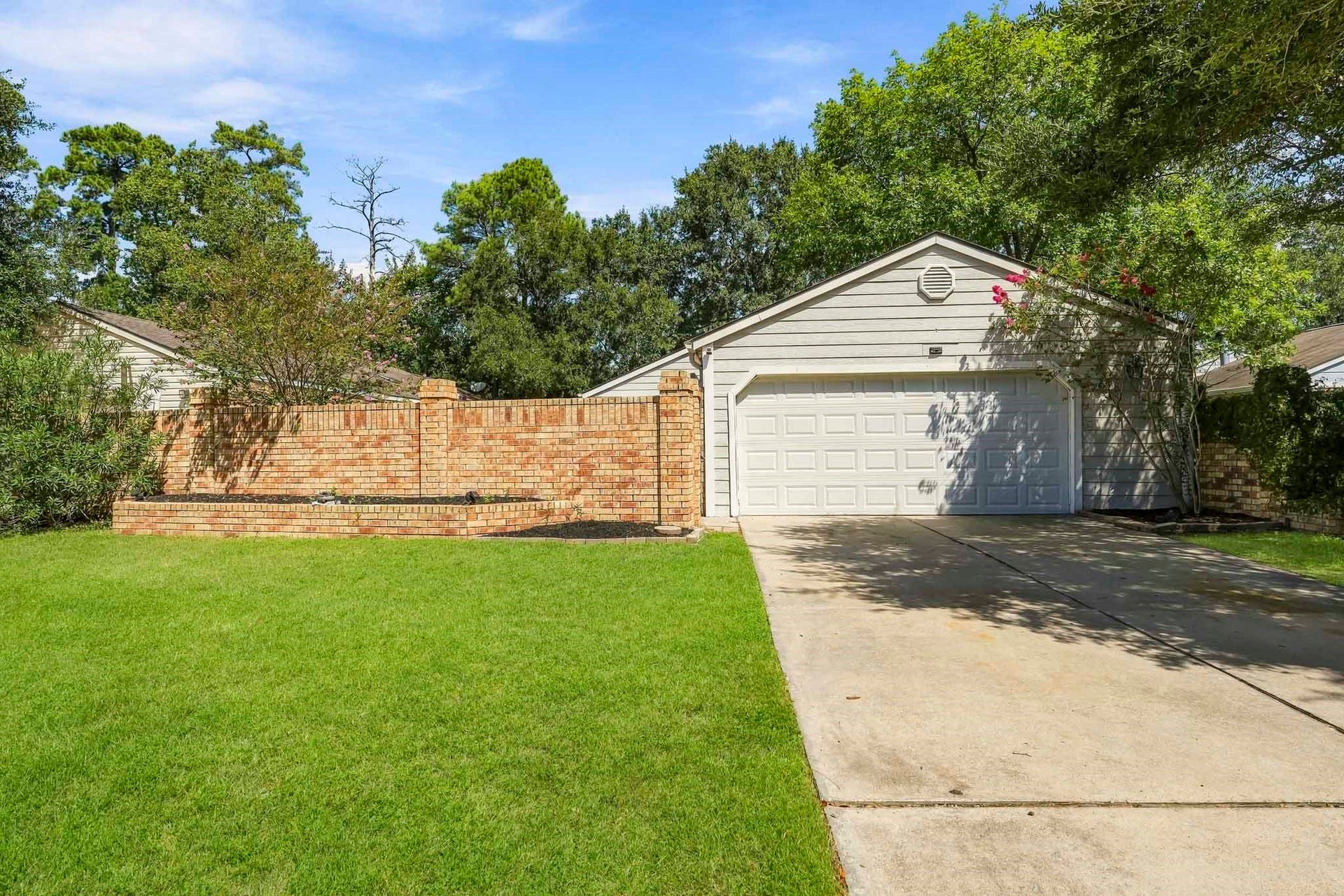 69 Wind Whisper Court, The Woodlands, TX 77380