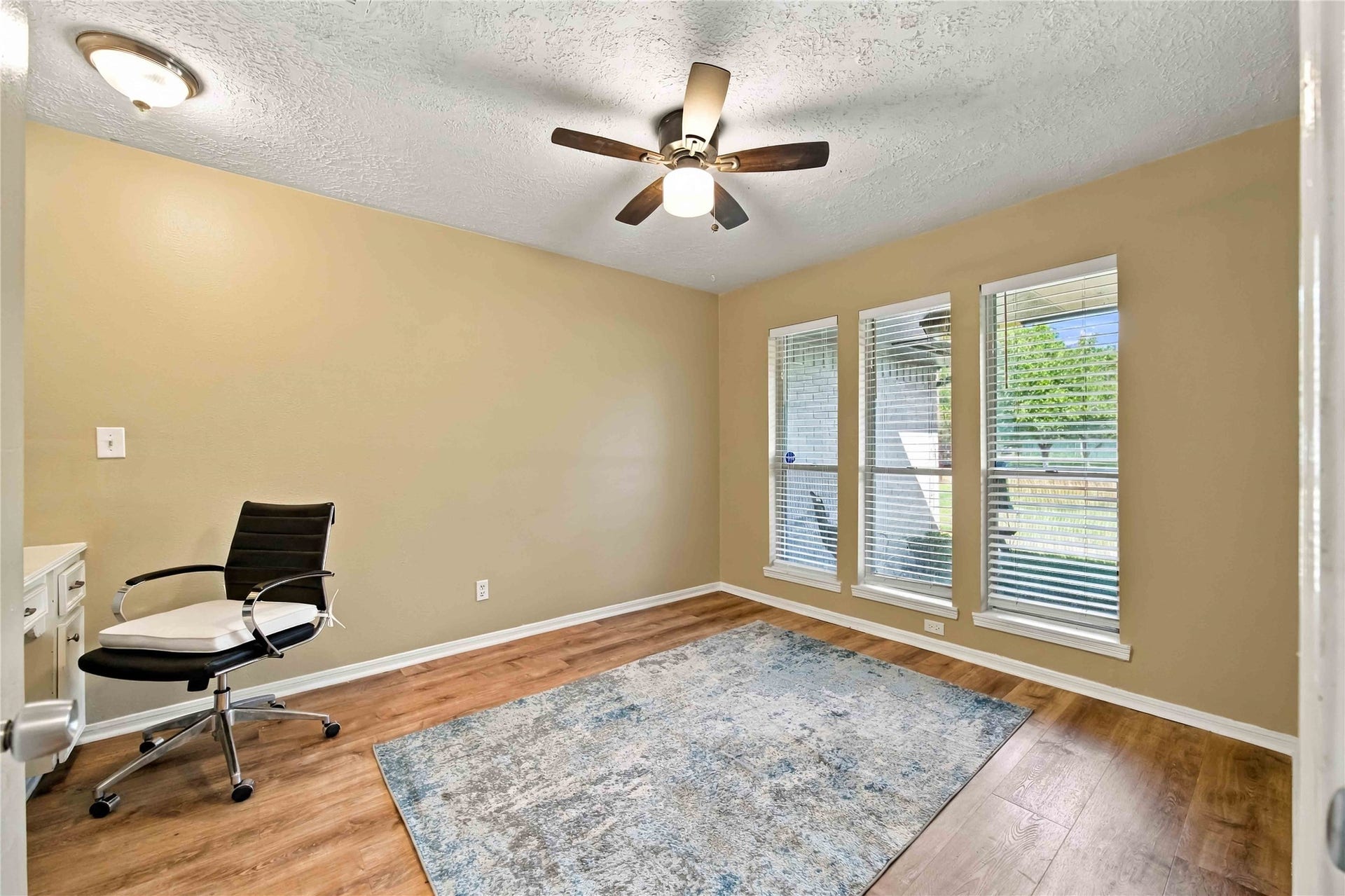 4697 Wickwillow Lane, Alvin, TX 77511 This secondary bedroom has a grearview of the property