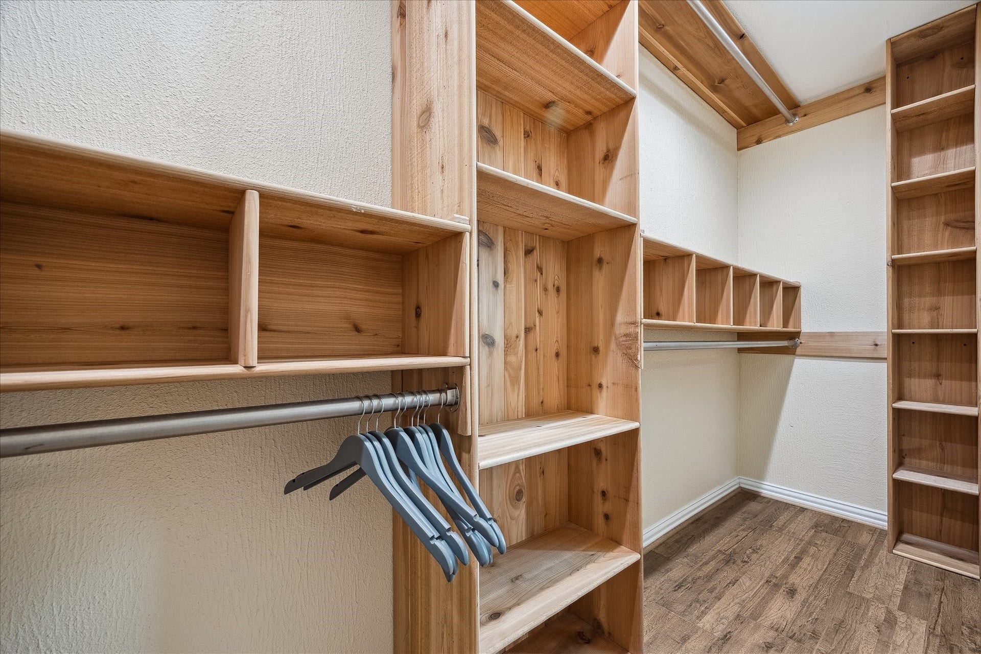 1325 Curtin Street, Houston, TX 77018 Custom built shelving / cabinetry in the primary closets