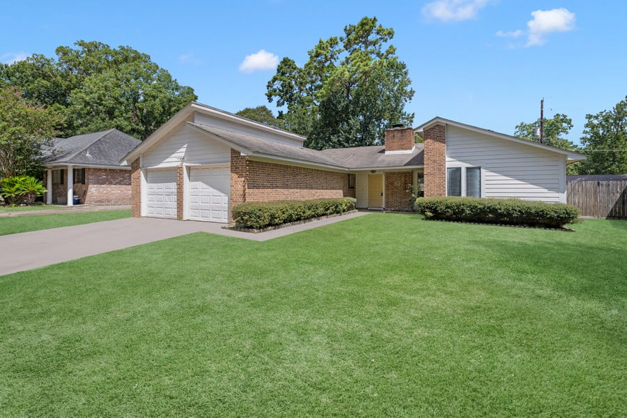 Property photo for 1903 Woodway Drive, Woodbranch, TX