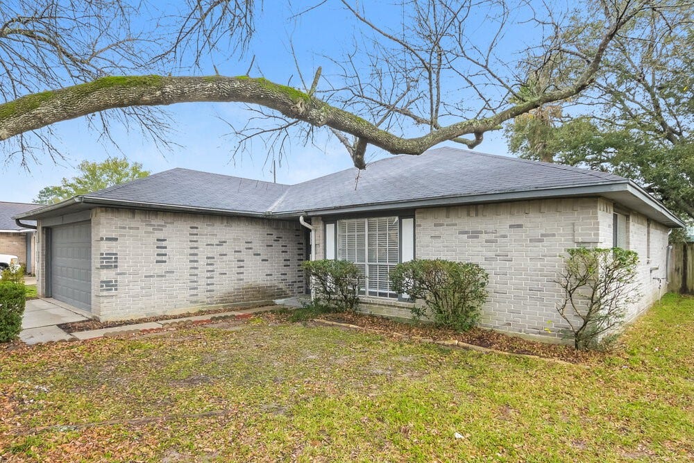 16319 N Mist Drive, Houston, TX 77073 16319 N Mist Drive, Houston, TX 77073