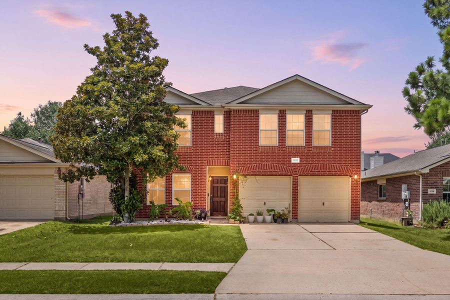Property photo for 19135 Royal Isle Drive, Tomball, TX