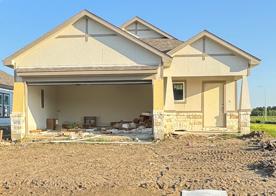 Property photo for 402 Dorion Lagoon Drive, Crosby, TX