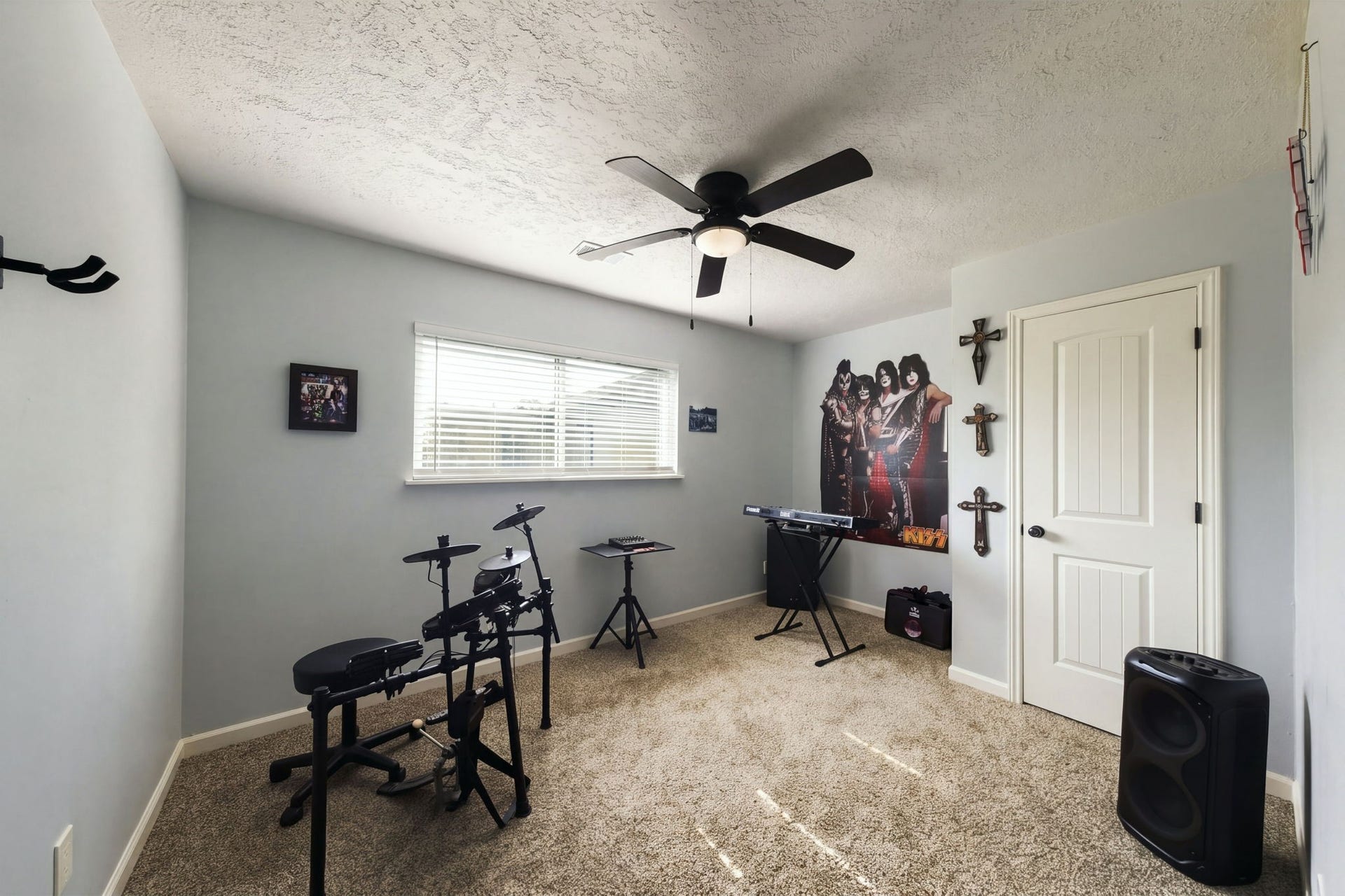 326 Kingscourt Drive, Houston, TX 77015 326 Kingscourt Drive, Houston, TX 77015