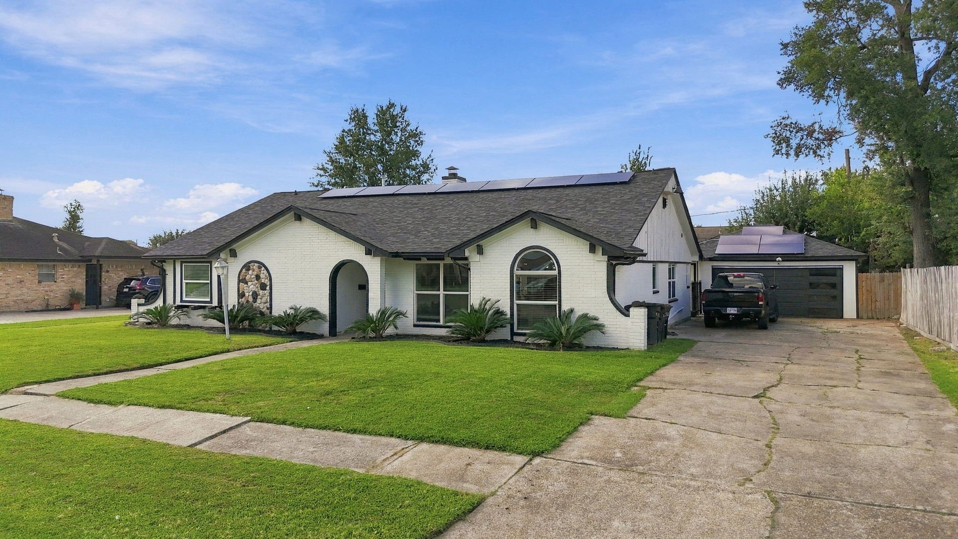 326 Kingscourt Drive, Houston, TX 77015 326 Kingscourt Drive, Houston, TX 77015