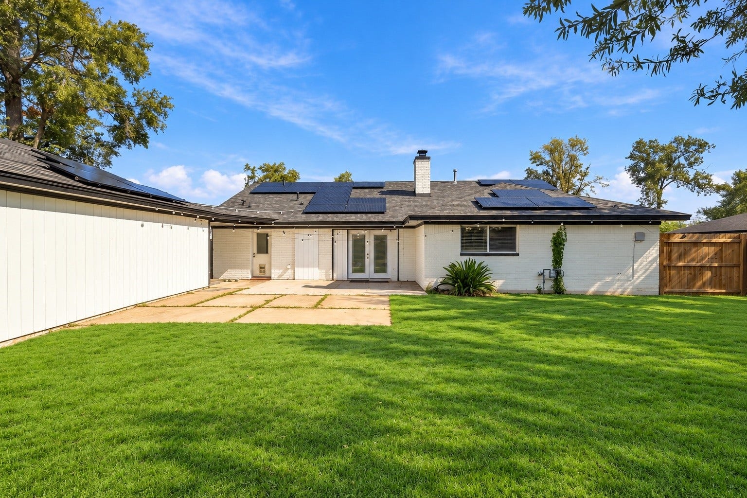 326 Kingscourt Drive, Houston, TX 77015 326 Kingscourt Drive, Houston, TX 77015