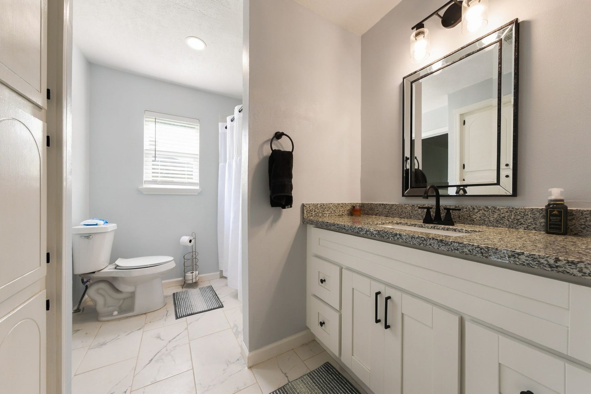 326 Kingscourt Drive, Houston, TX 77015 326 Kingscourt Drive, Houston, TX 77015