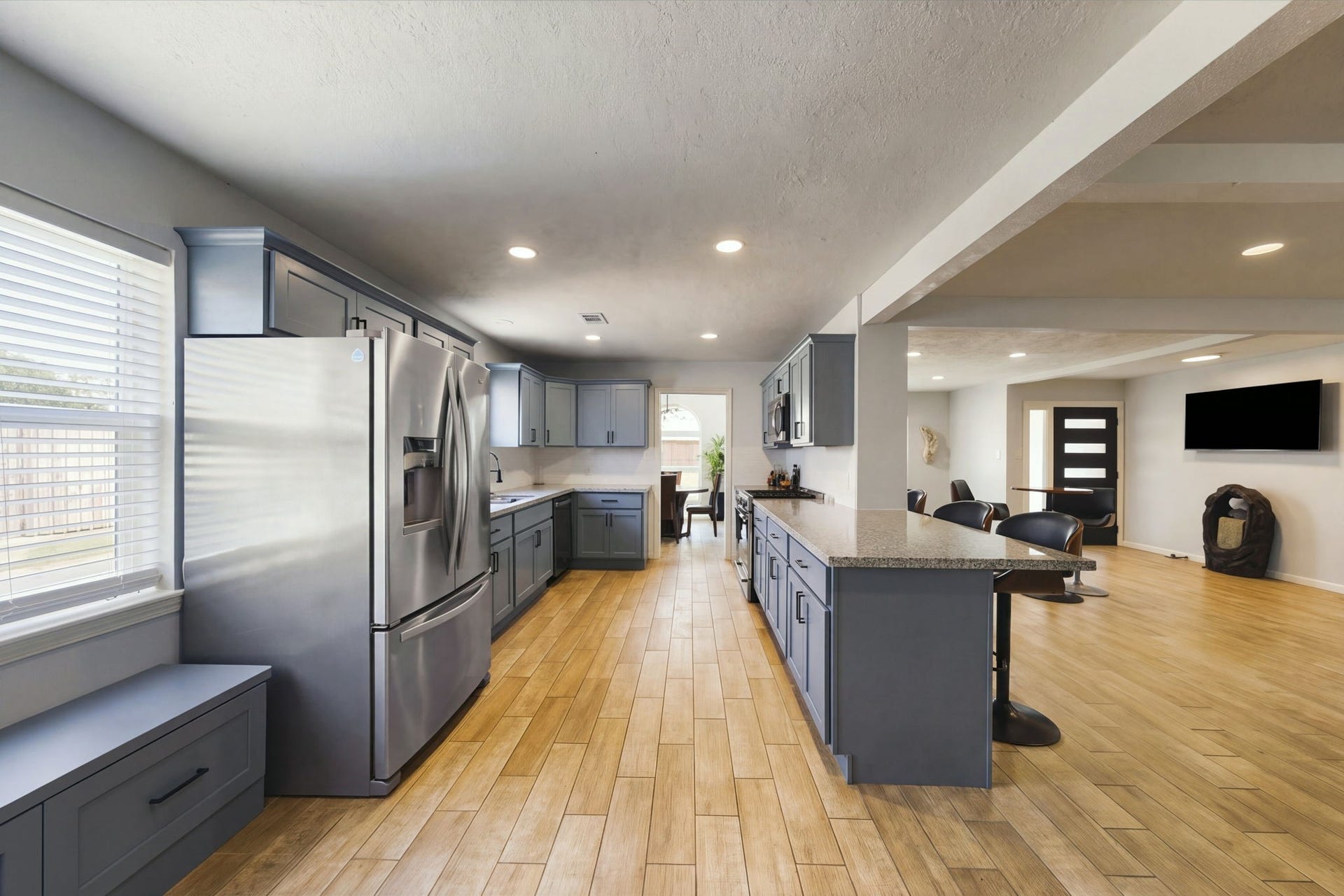 326 Kingscourt Drive, Houston, TX 77015 326 Kingscourt Drive, Houston, TX 77015